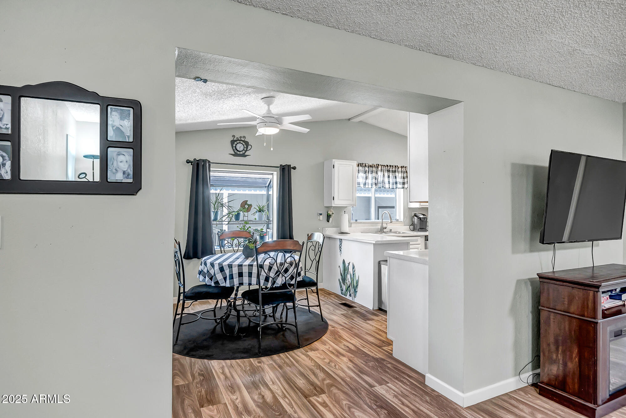 3901 E PINNACLE PEAK Road, 323