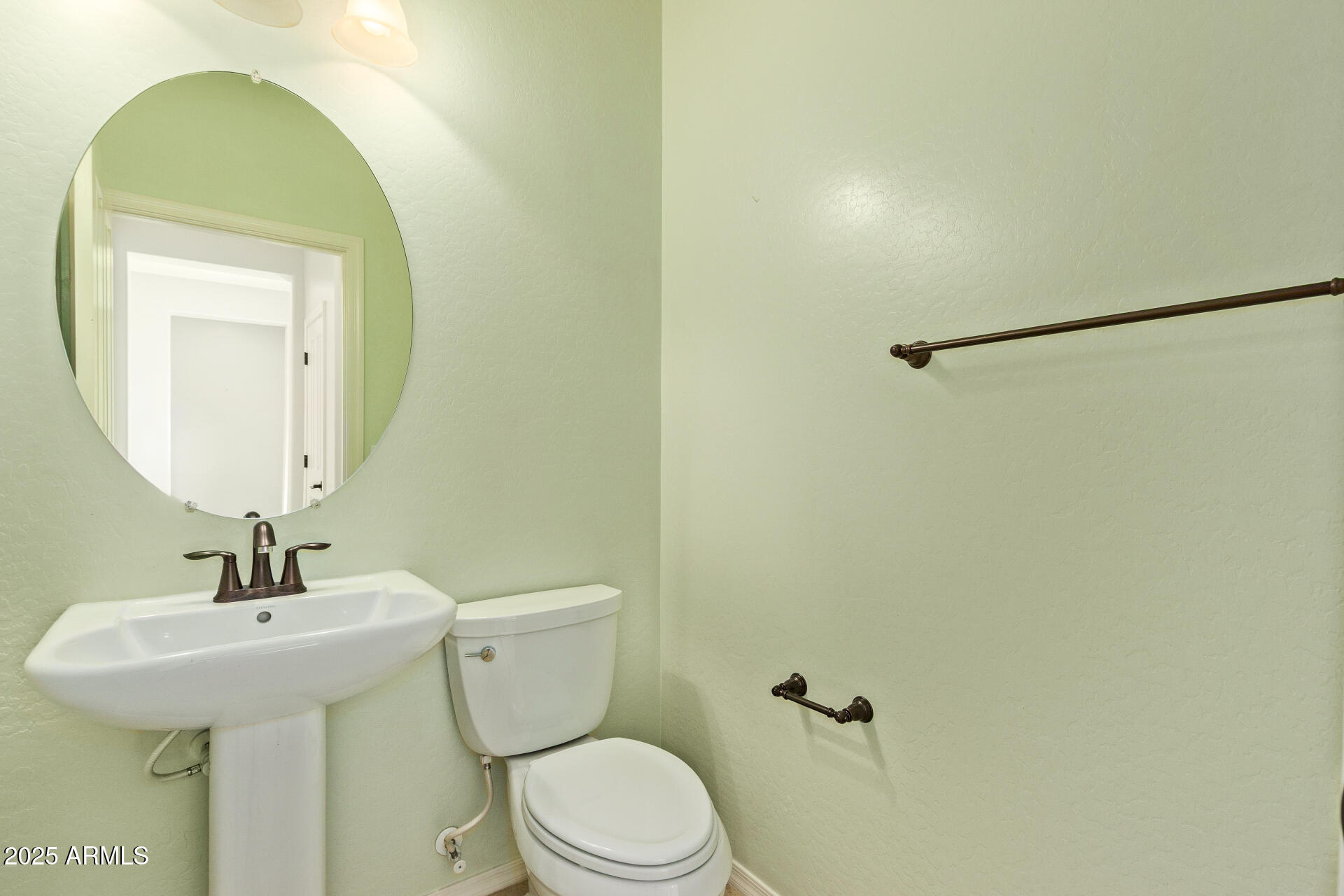 20701 N ENCHANTMENT Pass