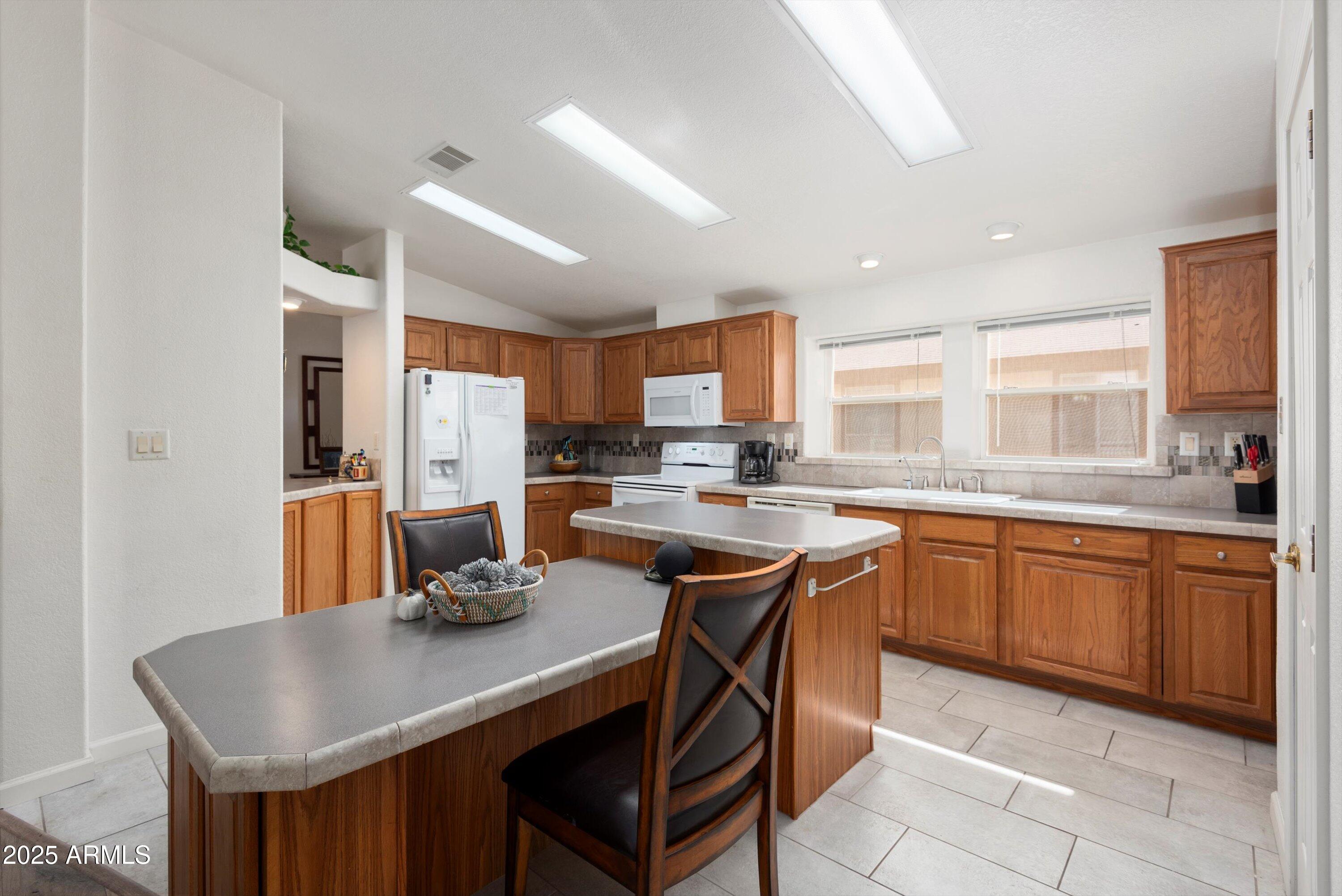11201 N El Mirage Road Unit: A39