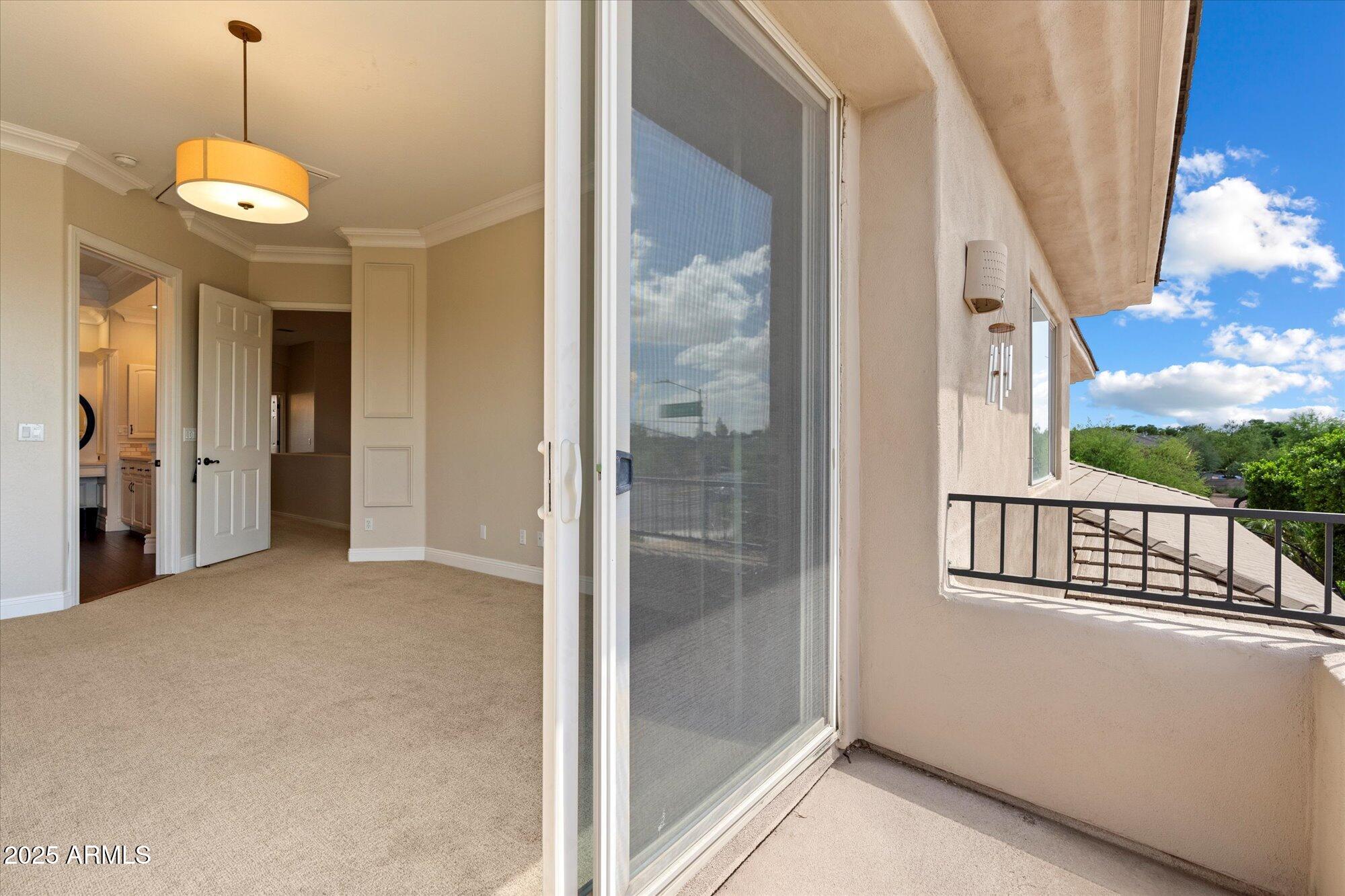 15240 N CLUBGATE Drive, 160