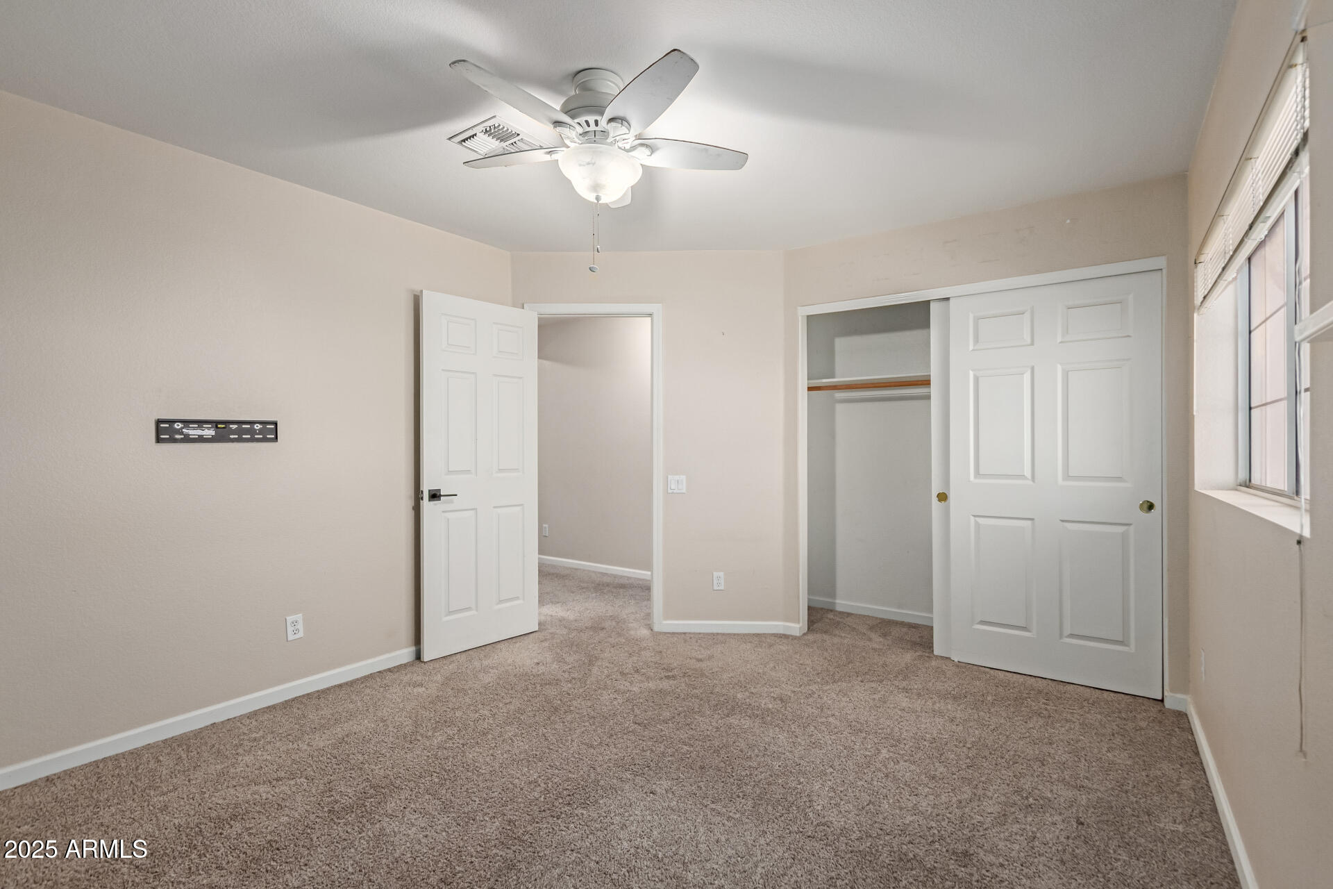 15827 S 27TH Way