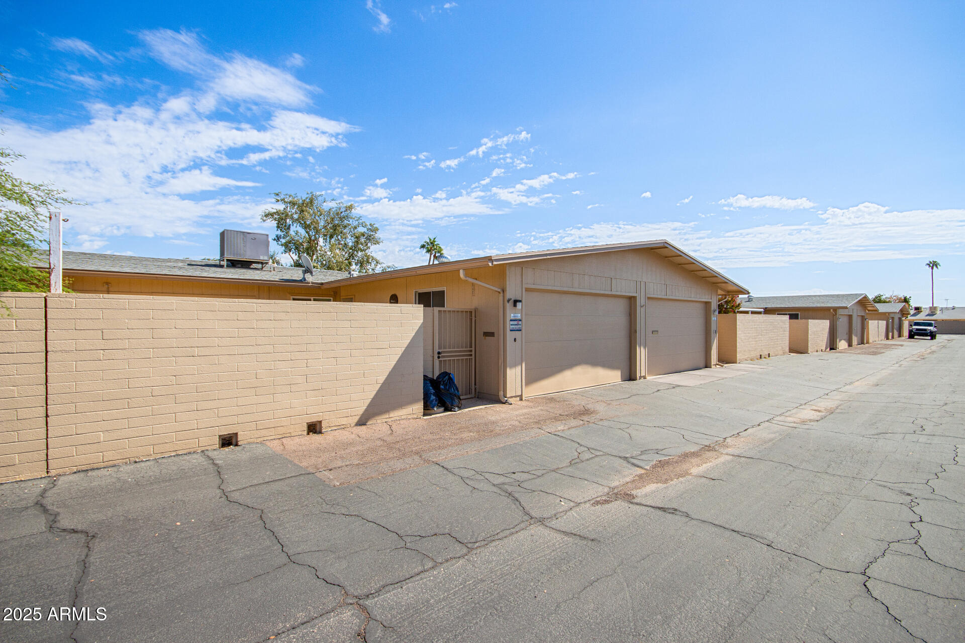 18222 N STONEBROOK Drive