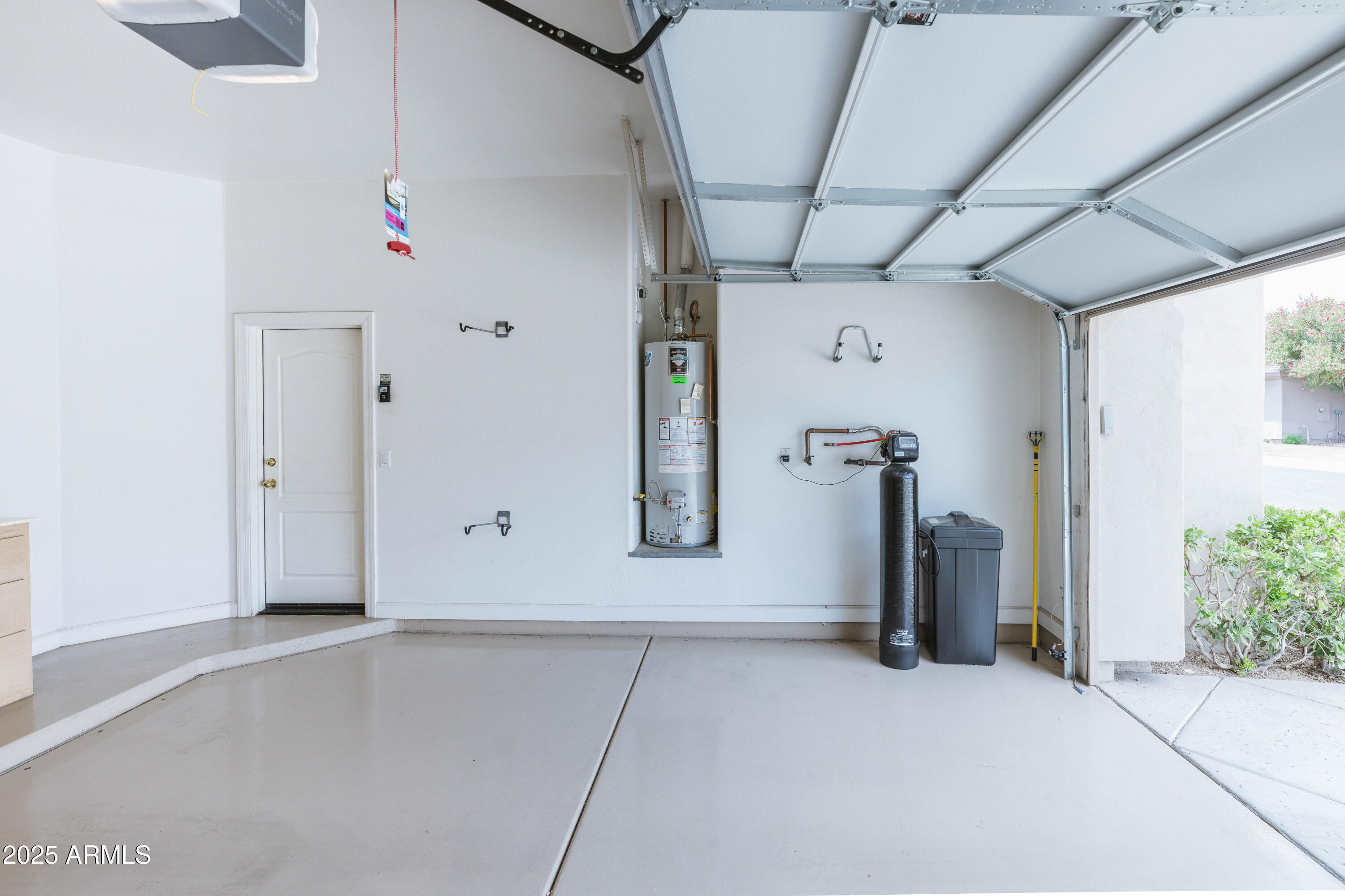 7369 E DEL ACERO Drive