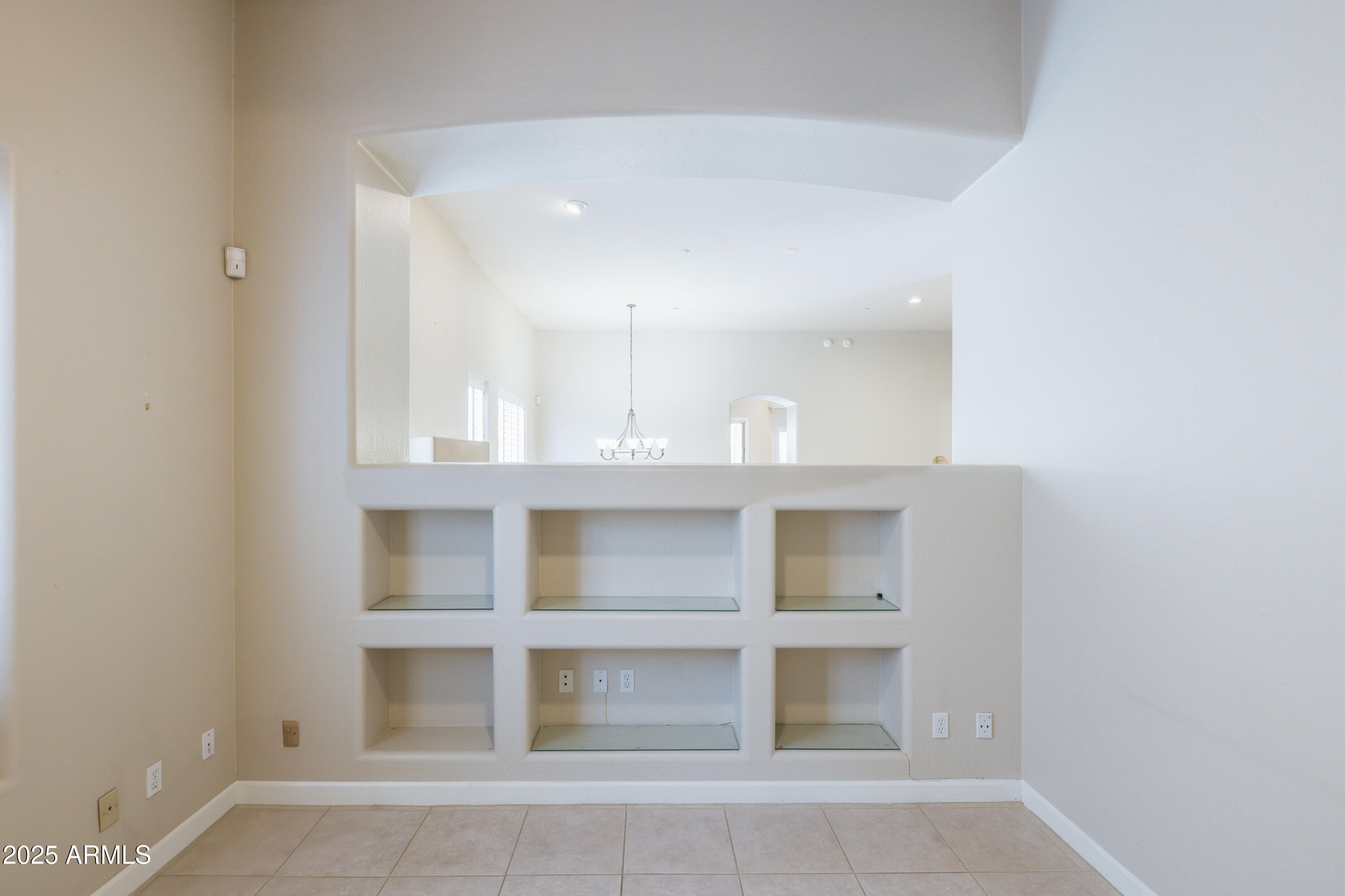 7369 E DEL ACERO Drive