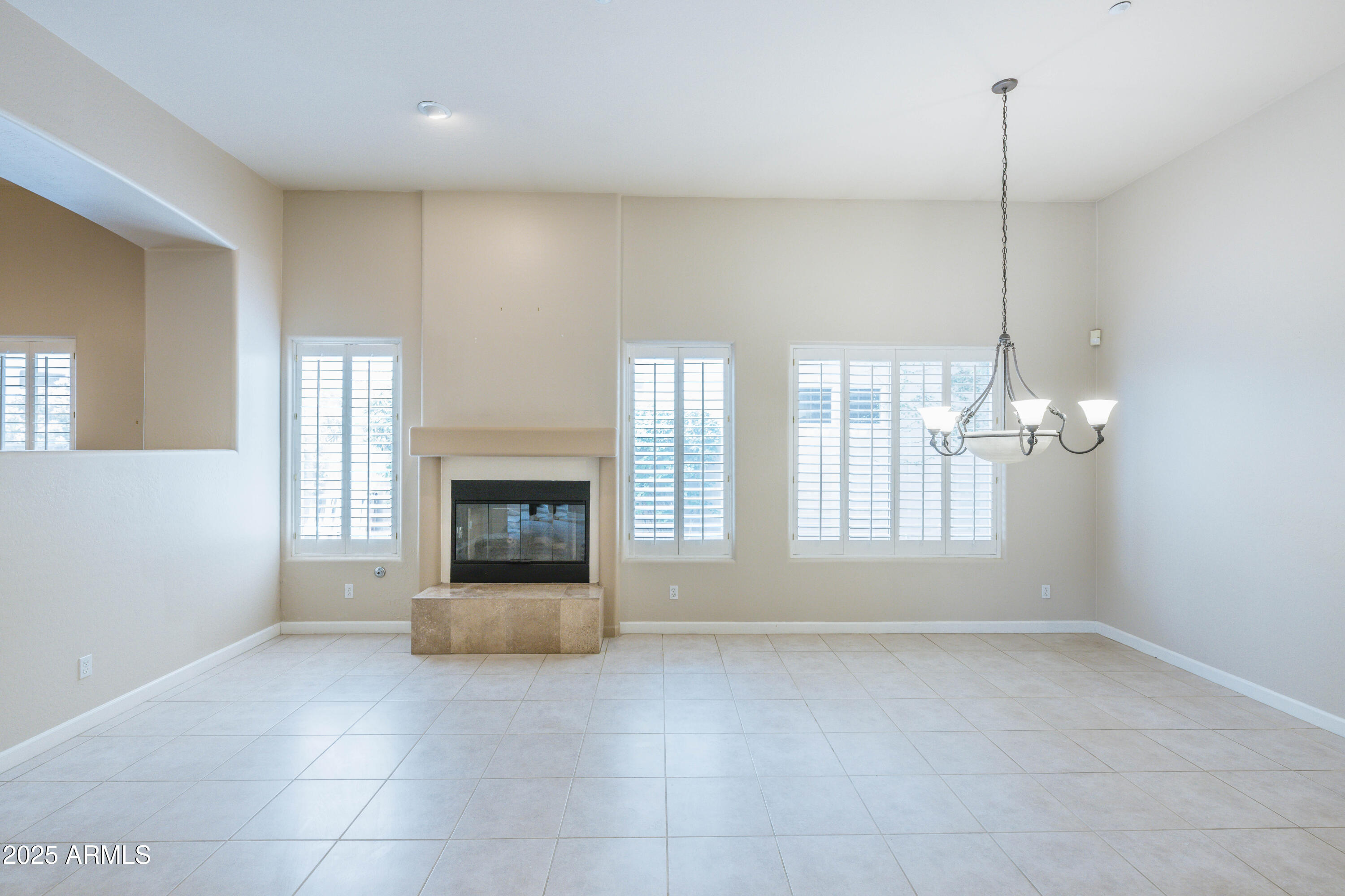 7369 E DEL ACERO Drive