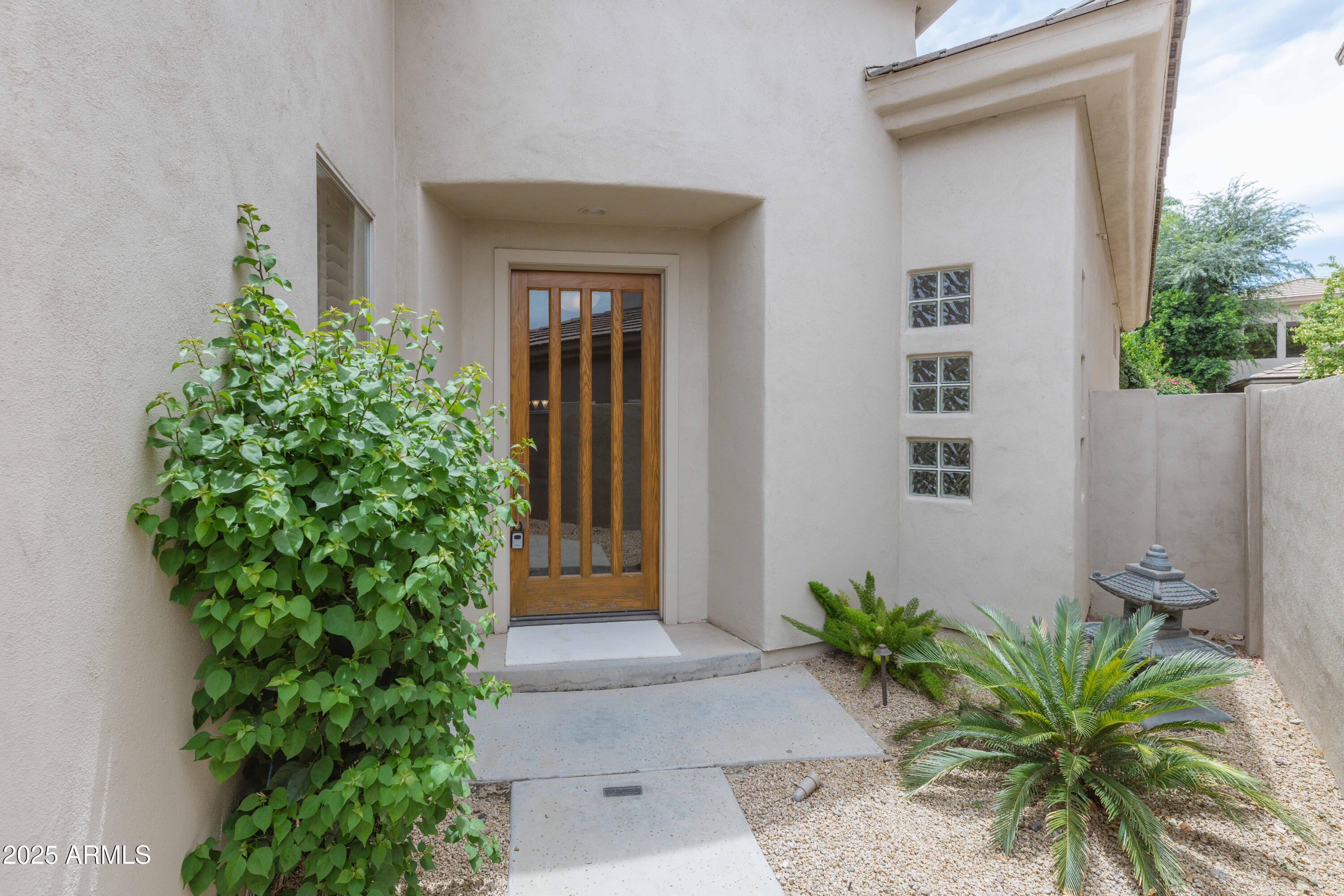 7369 E DEL ACERO Drive