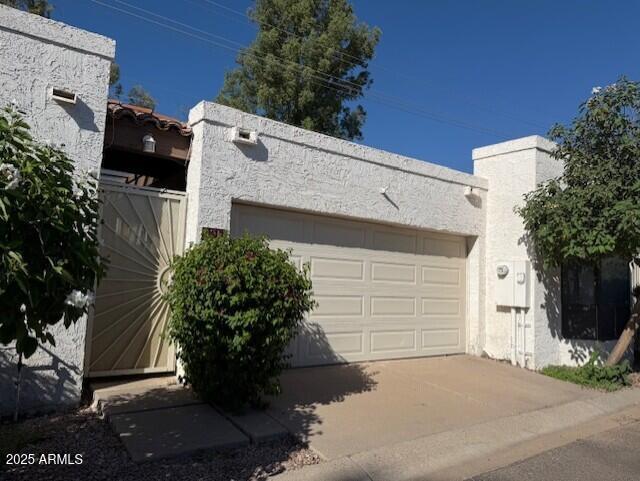 3243 N 38TH Street, 12