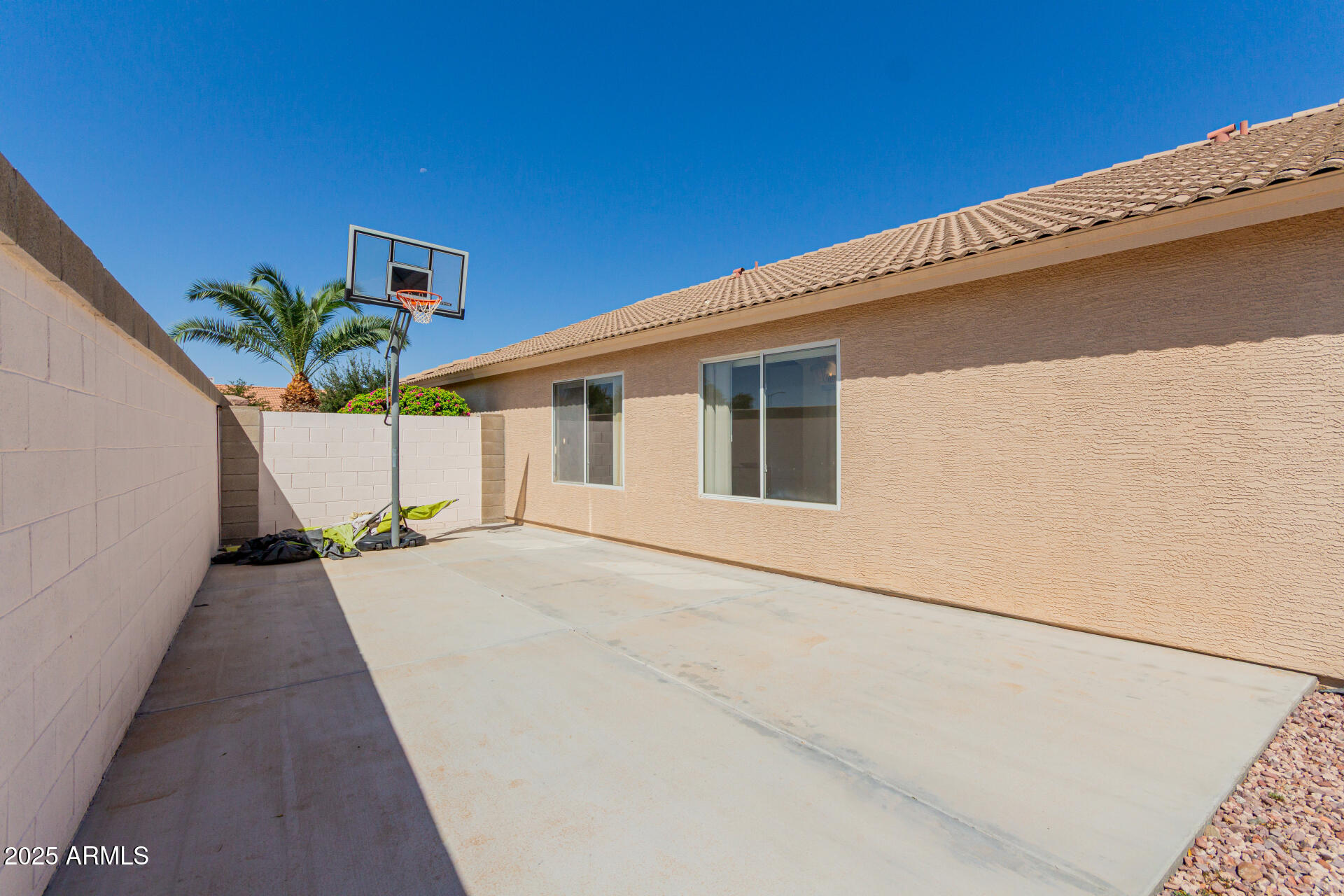 8103 W TONTO Lane