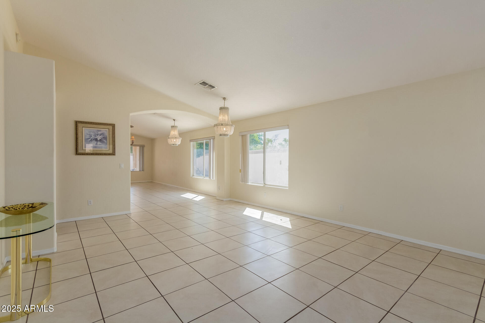 8103 W TONTO Lane