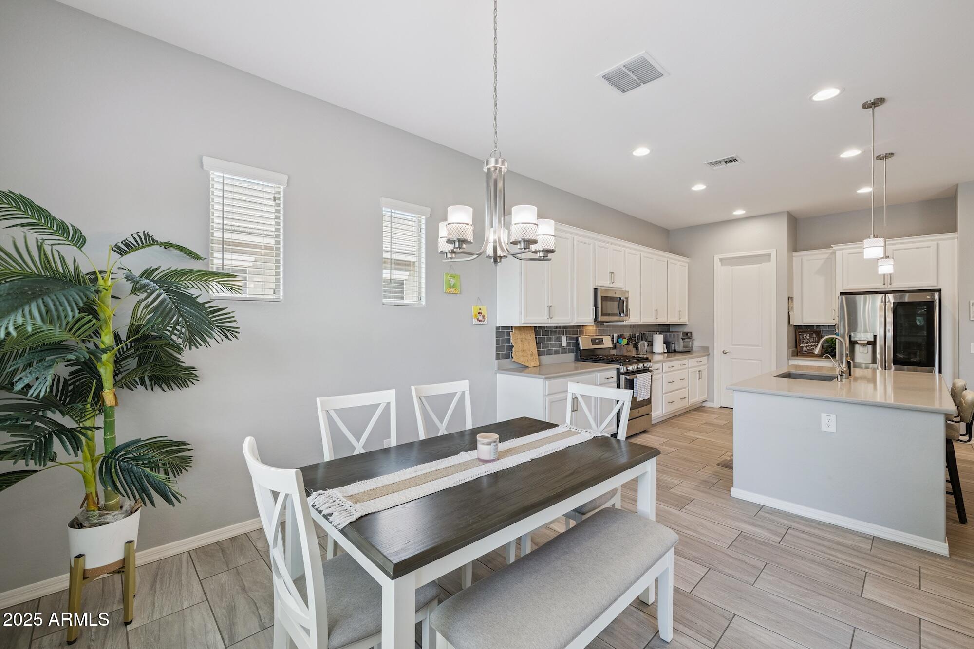 20514 E MAYBERRY Road