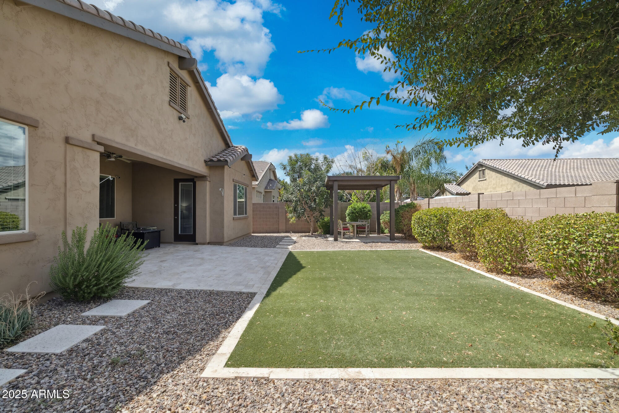 20514 E MAYBERRY Road