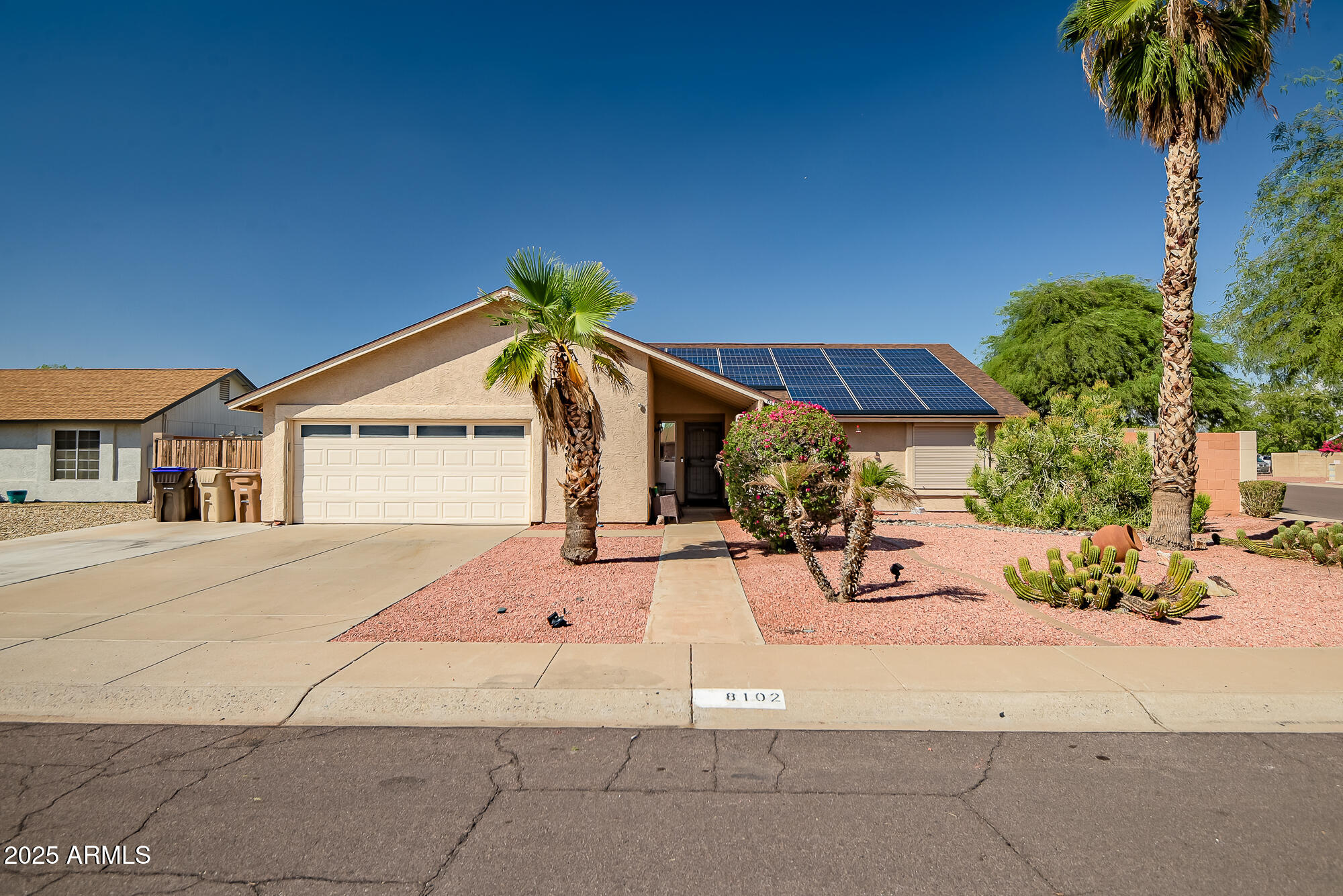 8102 W WINDROSE Drive