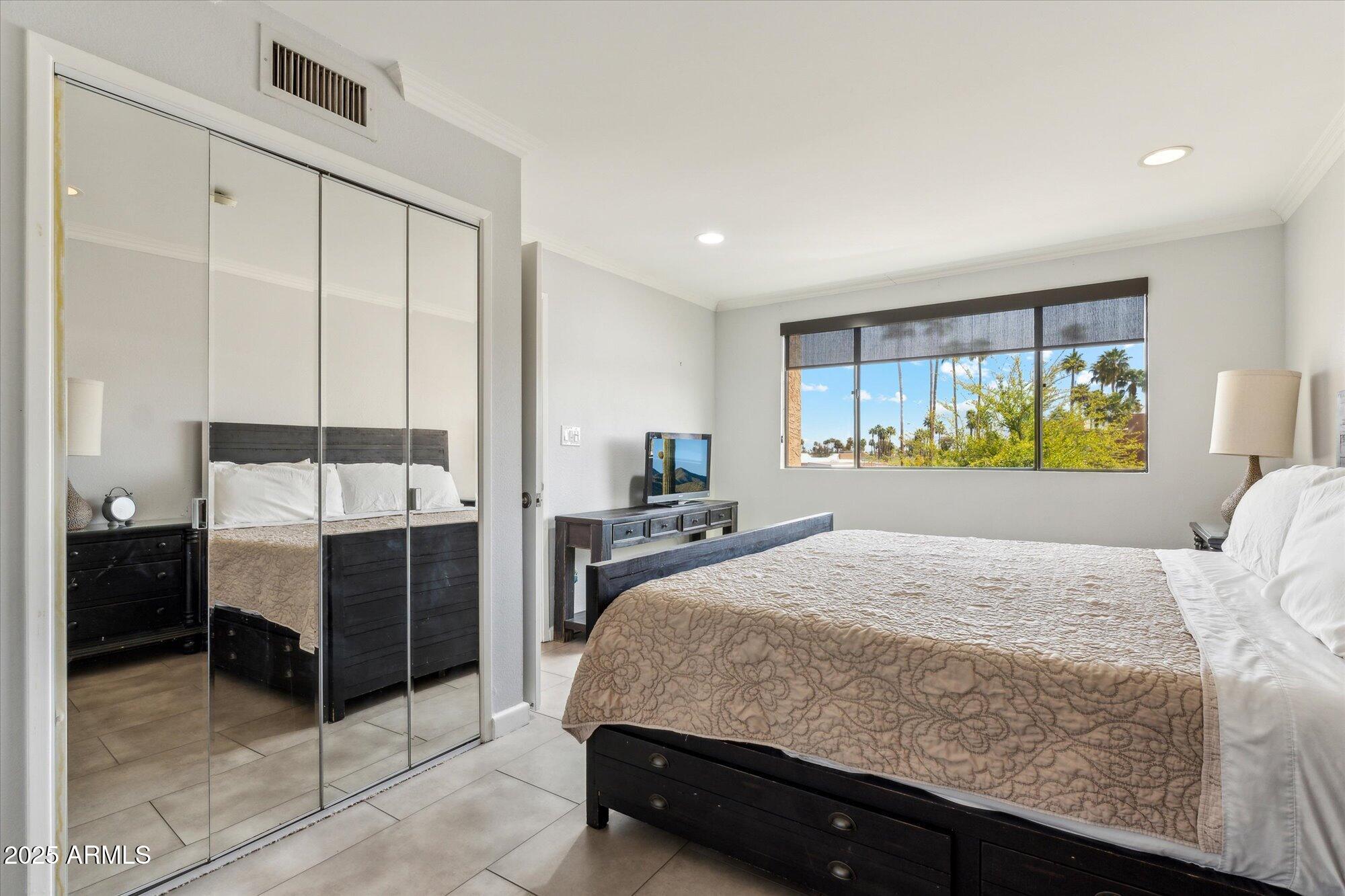 7401 N SCOTTSDALE Road, 24