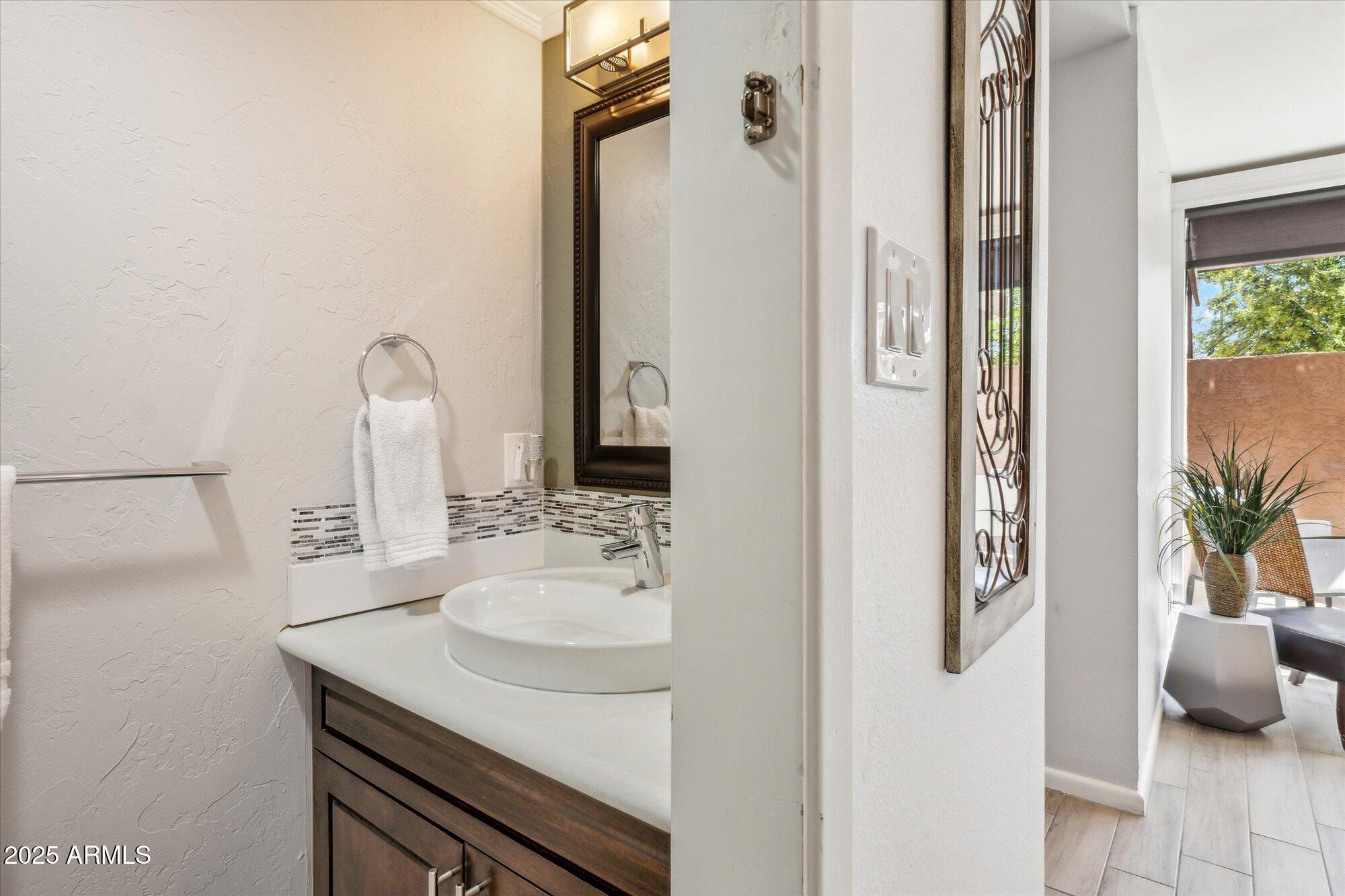 7401 N SCOTTSDALE Road, 24