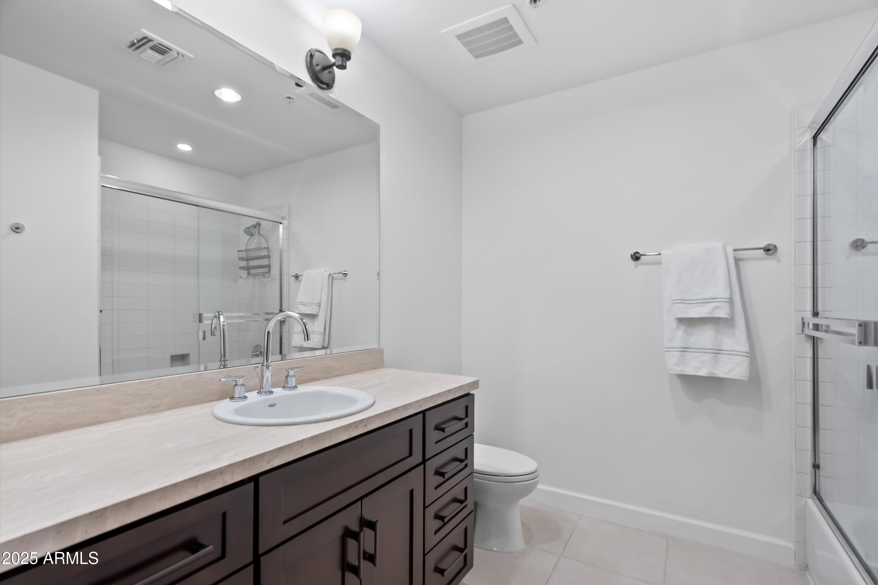 4909 N WOODMERE FAIRWAY, 1003