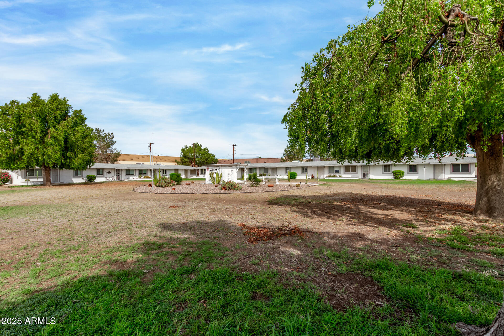 10620 W OAKMONT Drive