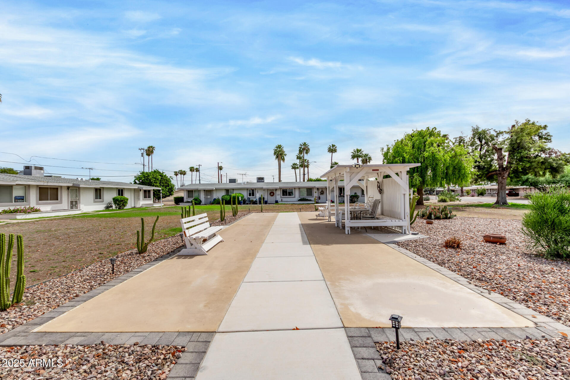 10620 W OAKMONT Drive
