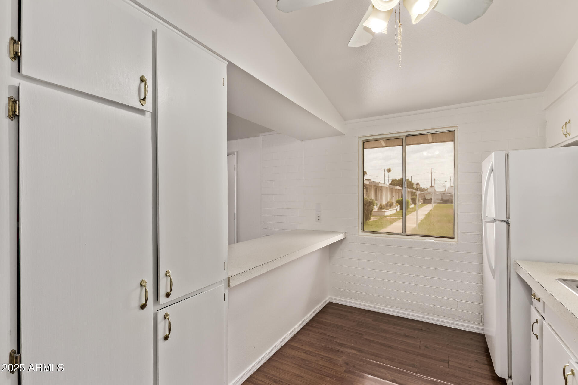 10620 W OAKMONT Drive