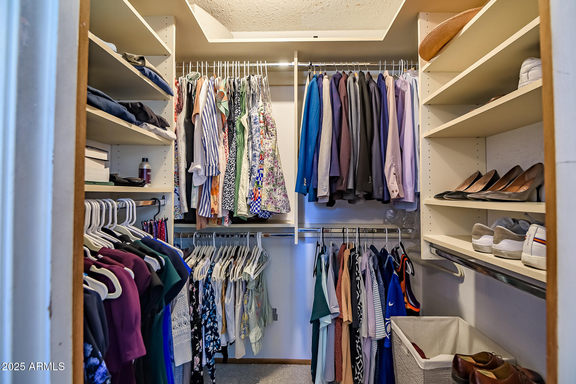 2637 E TURQUOISE Drive