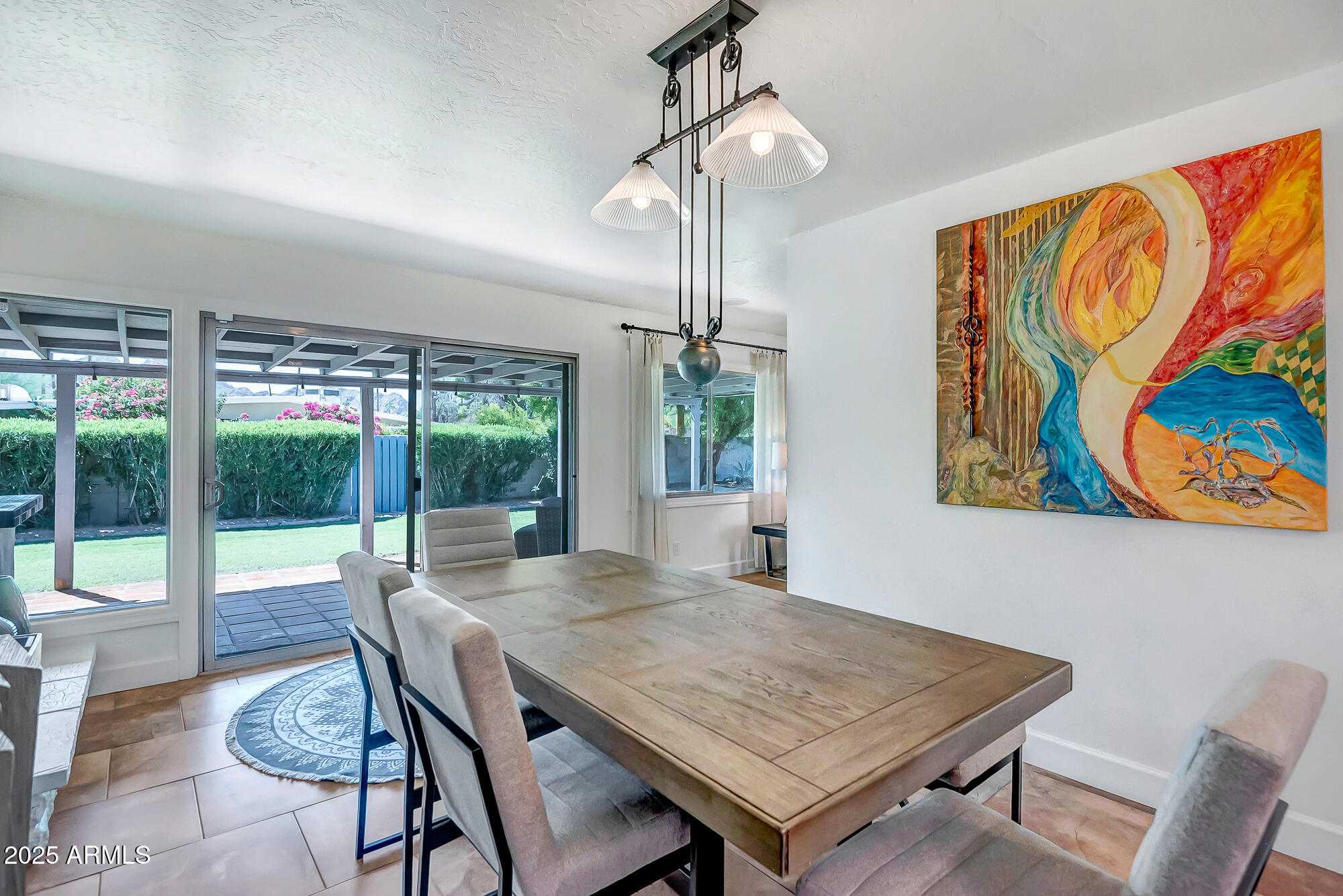 2637 E TURQUOISE Drive