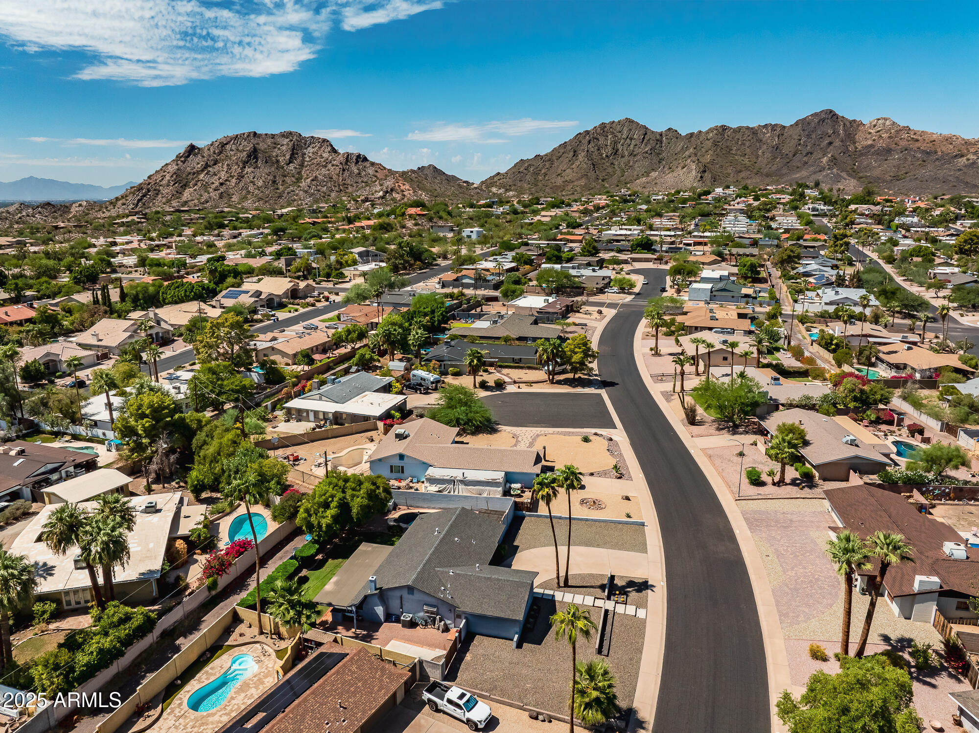 2637 E TURQUOISE Drive