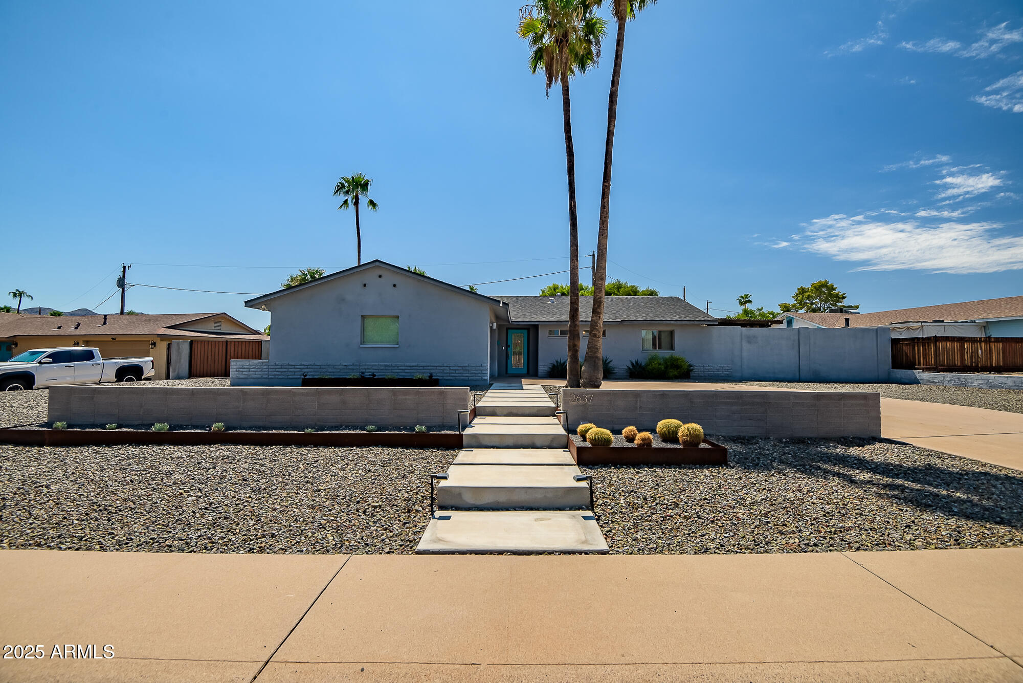 2637 E TURQUOISE Drive