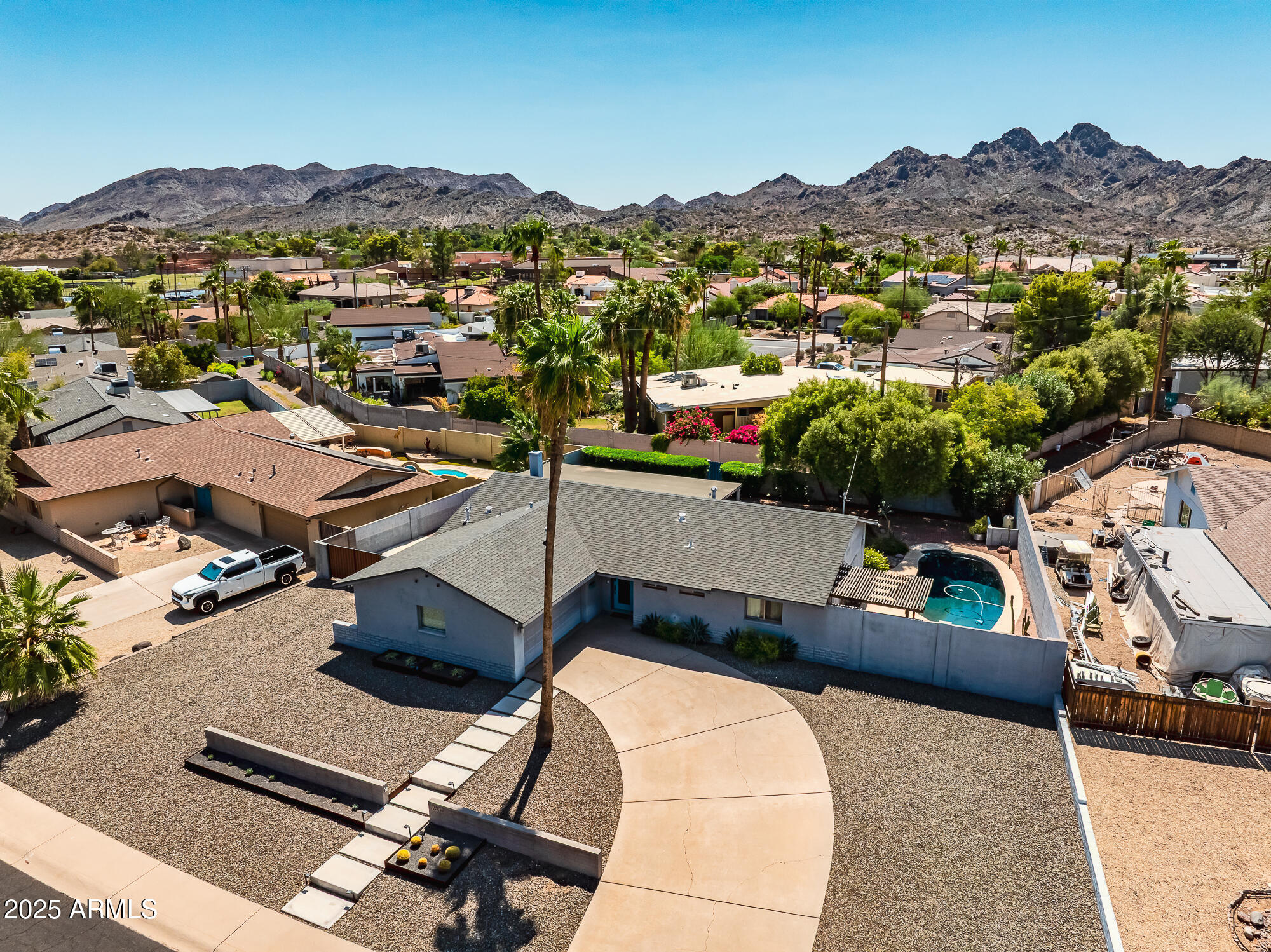 2637 E TURQUOISE Drive