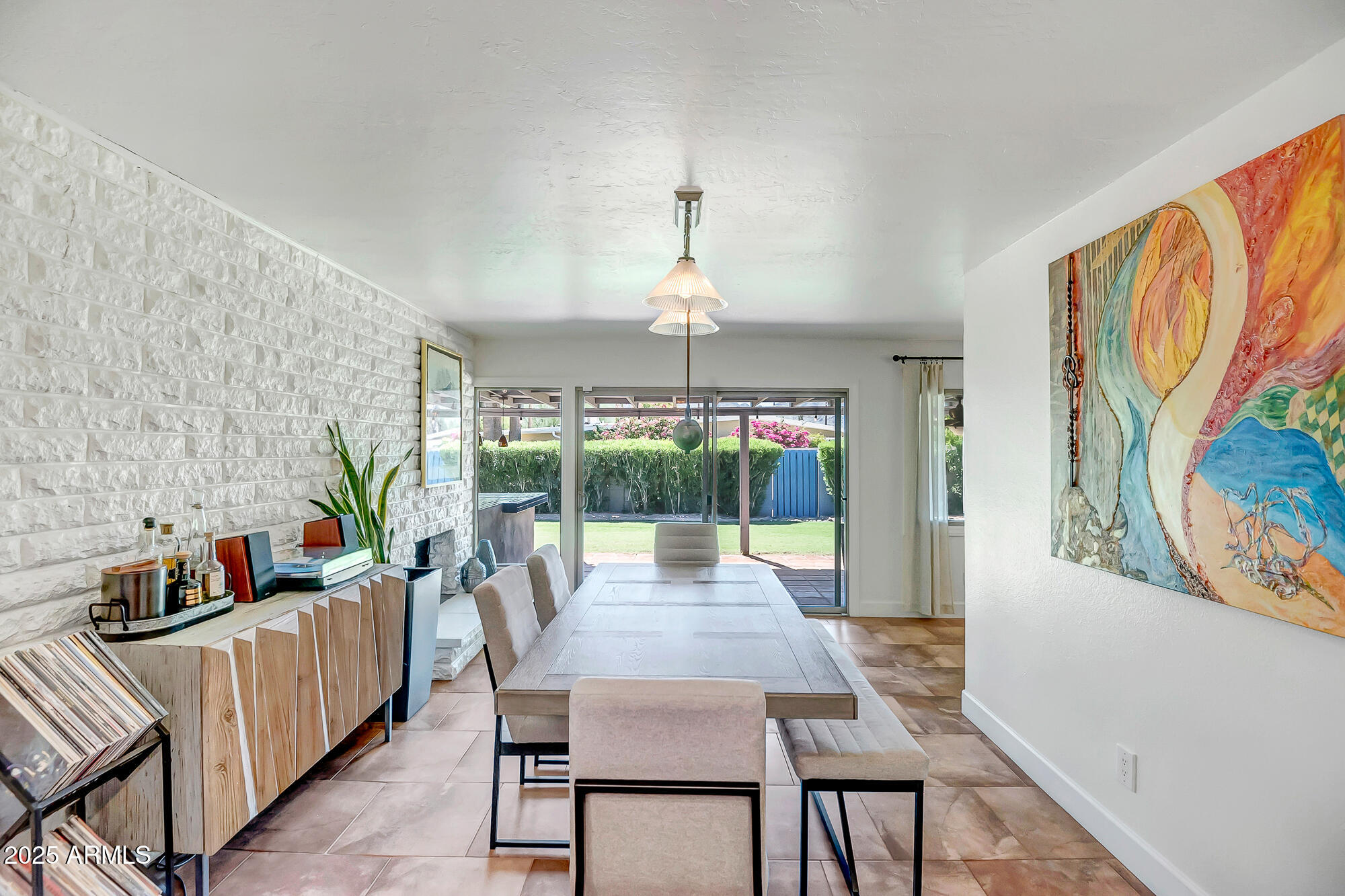 2637 E TURQUOISE Drive