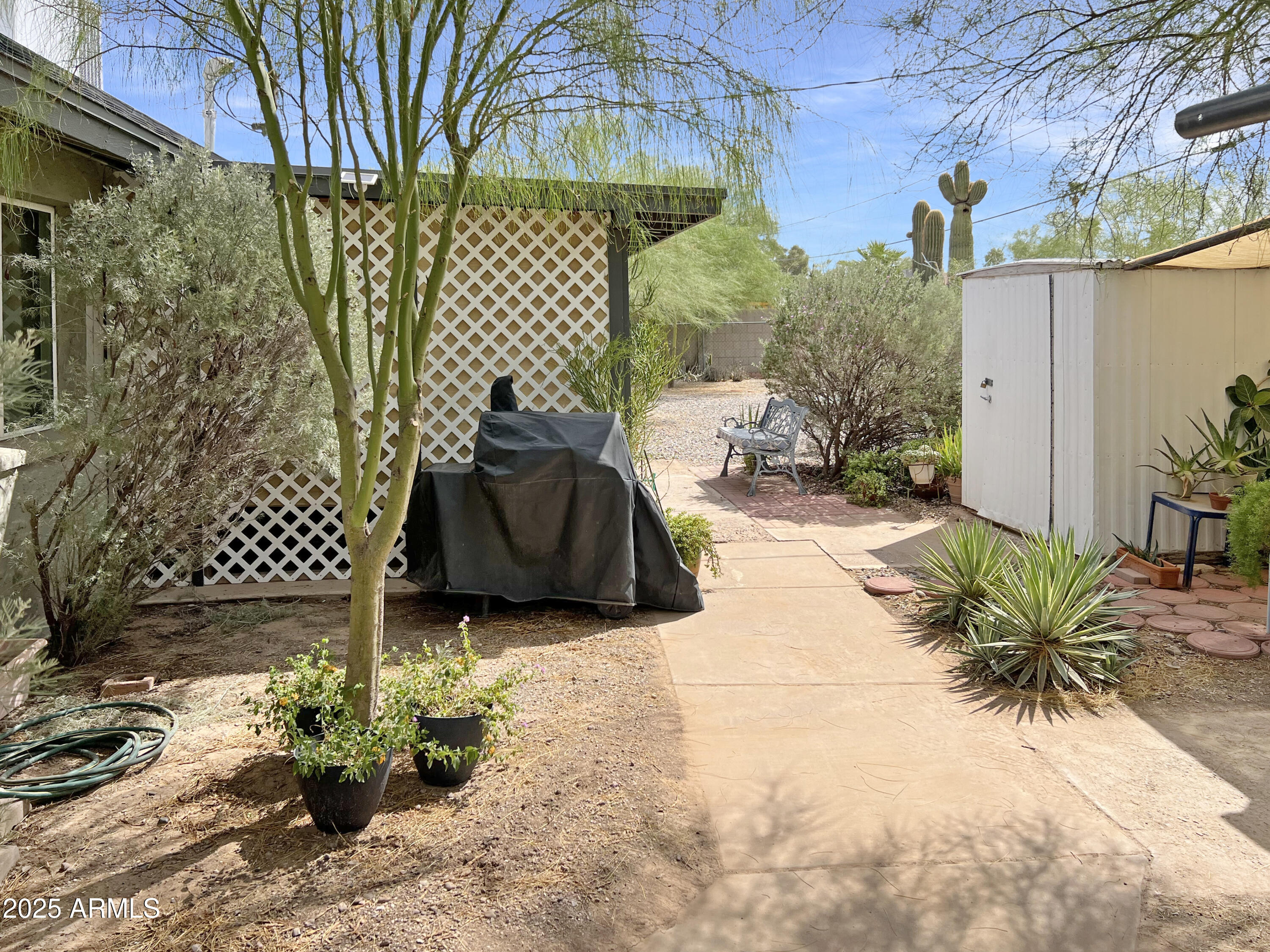 8921 W CORONADO Drive