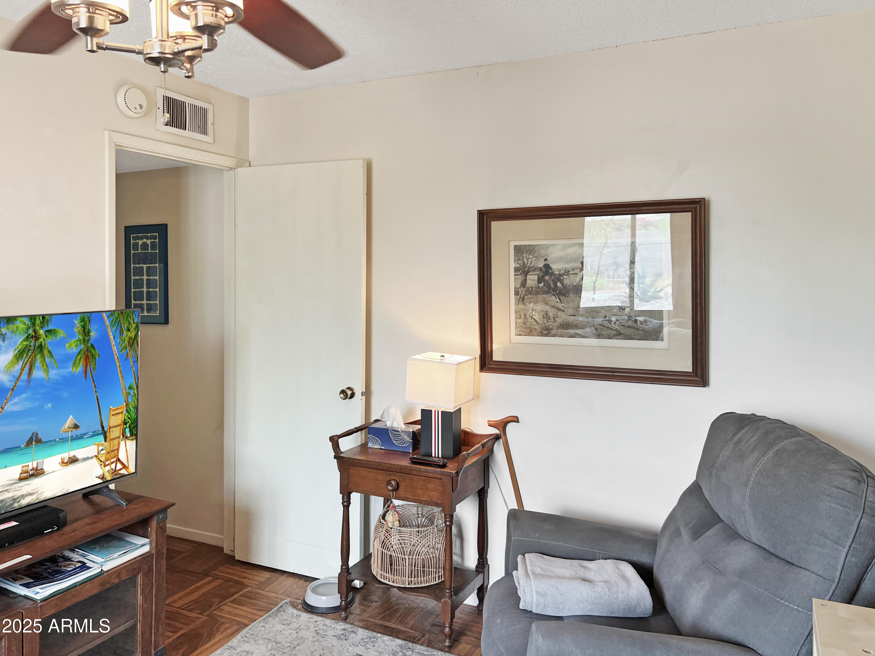 8921 W CORONADO Drive