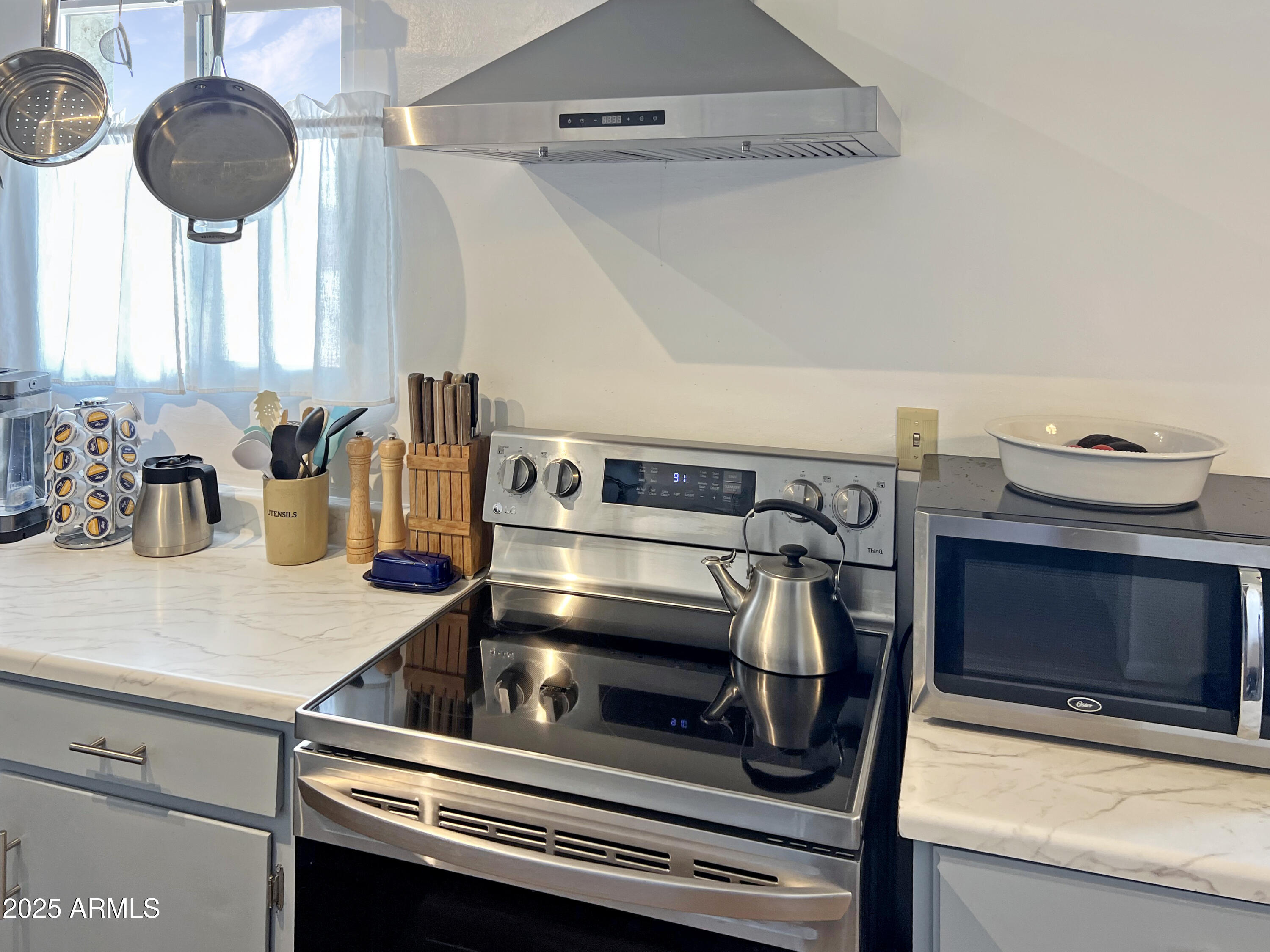 8921 W CORONADO Drive