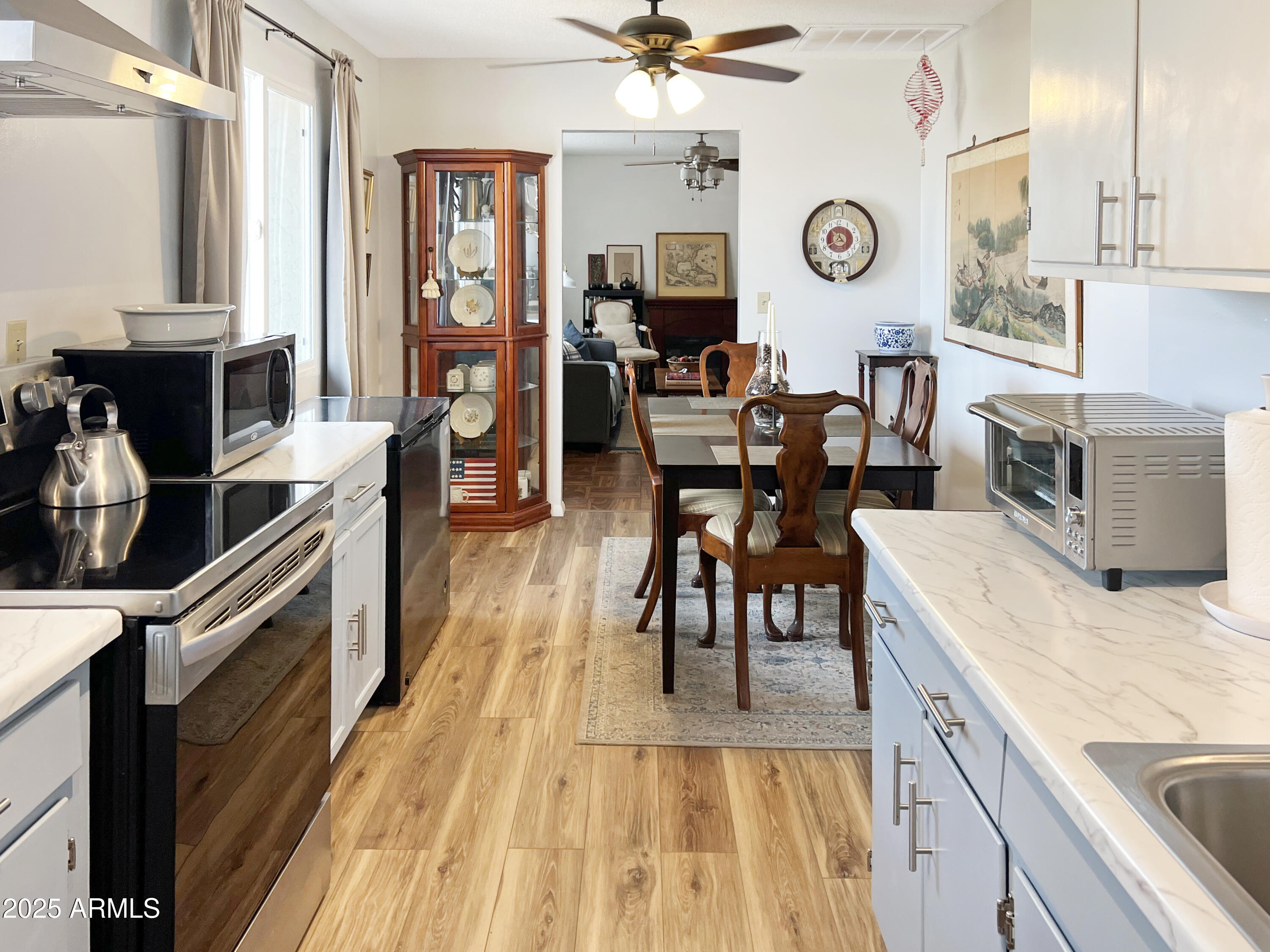 8921 W CORONADO Drive