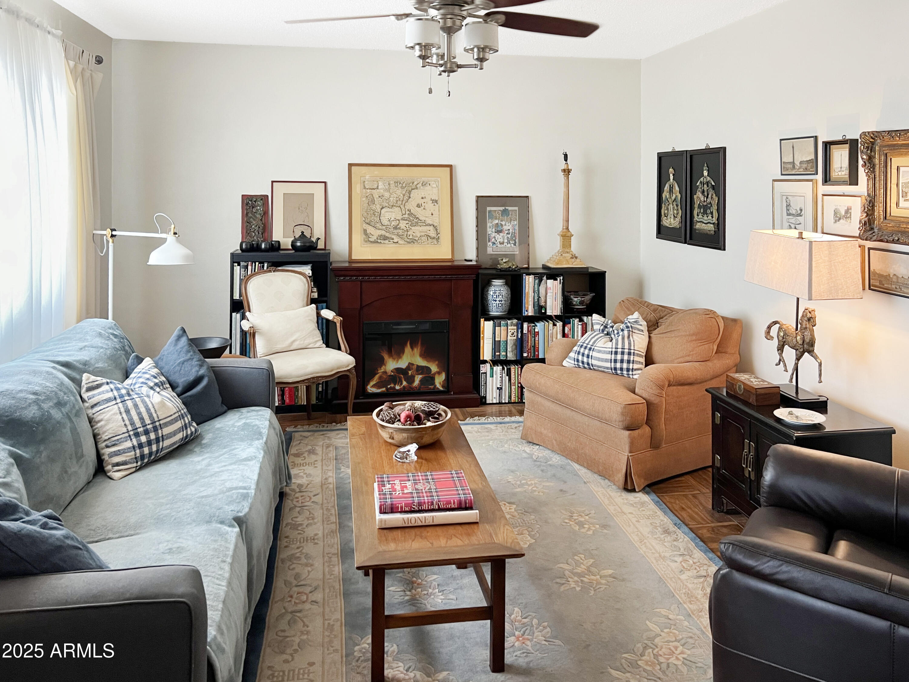 8921 W CORONADO Drive