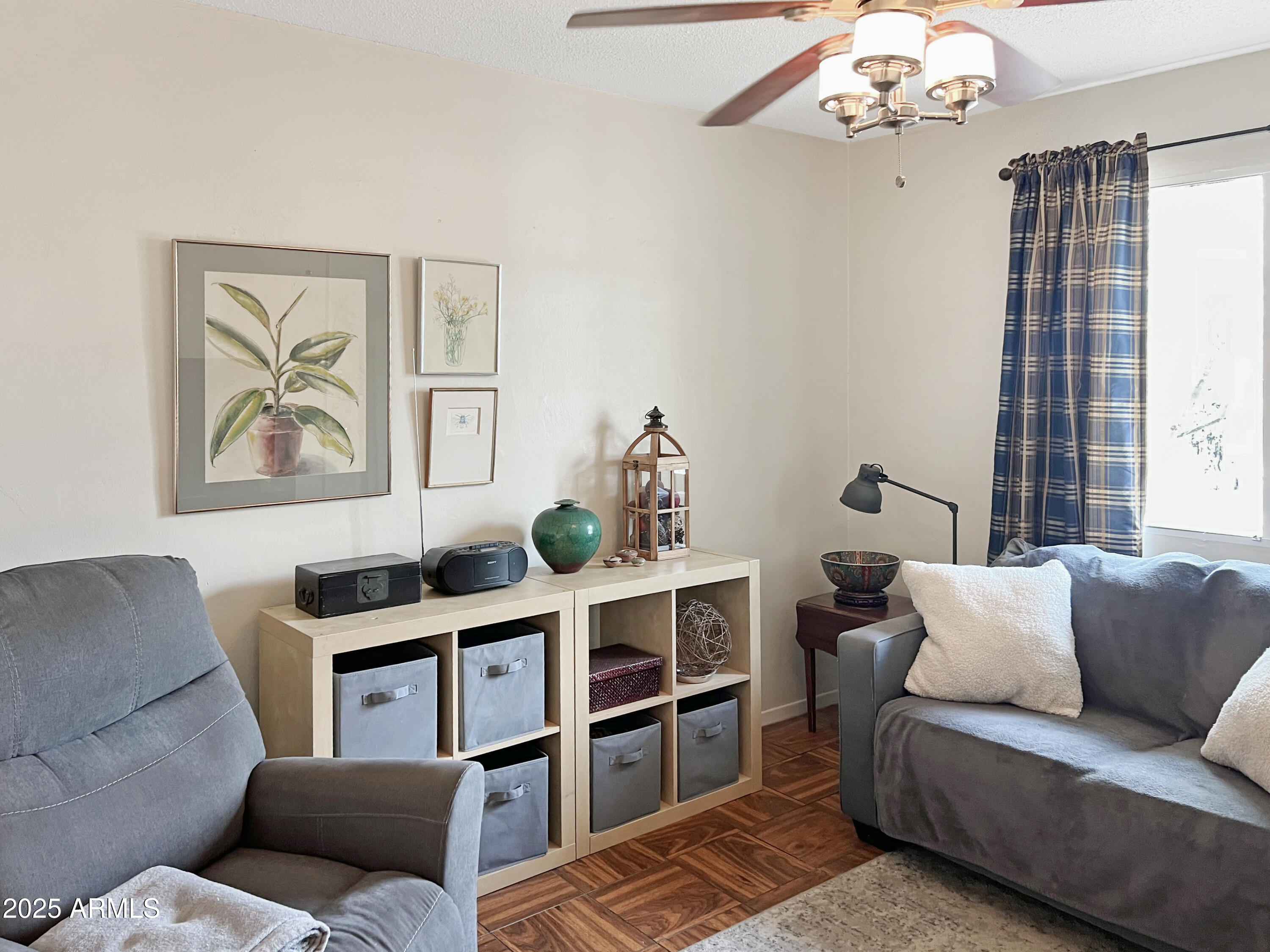 8921 W CORONADO Drive