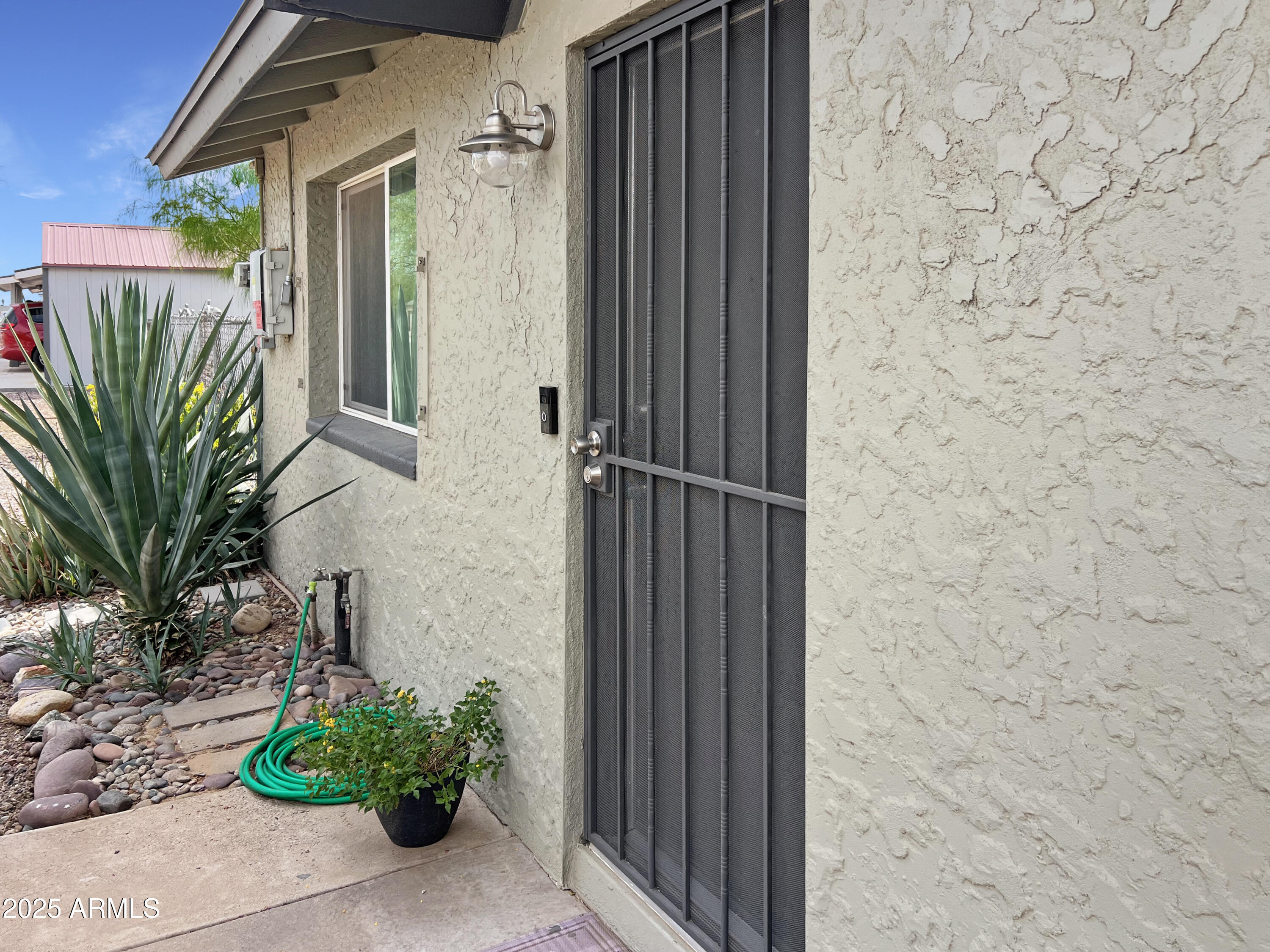 8921 W CORONADO Drive