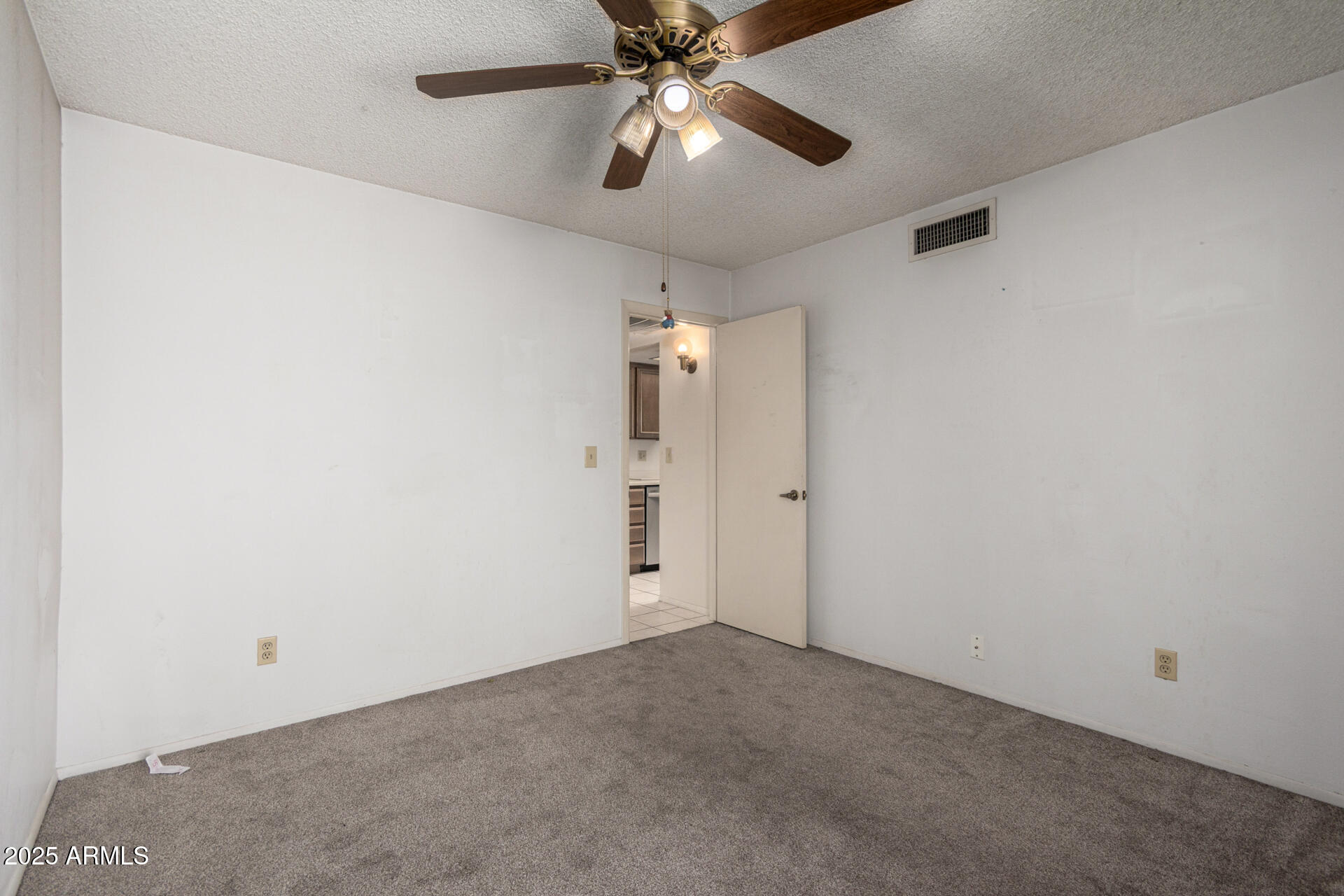 919 E VILLA MARIA Drive