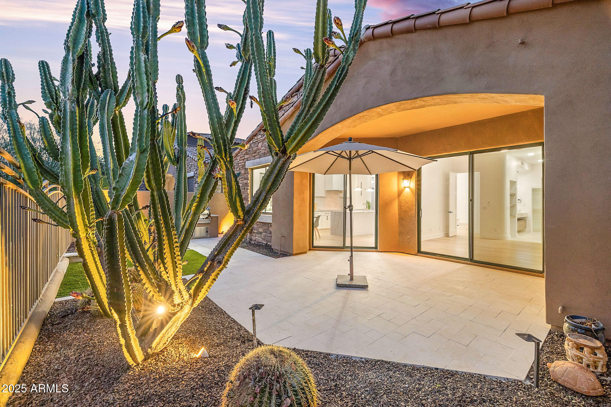 19550 N GRAYHAWK Drive, 1117