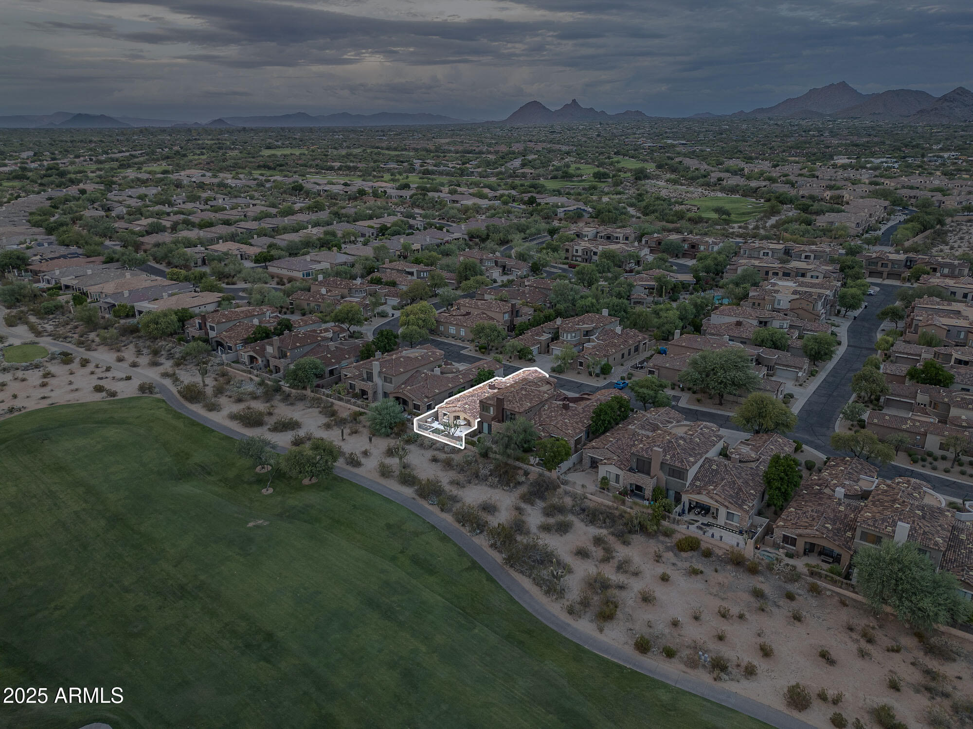 19550 N GRAYHAWK Drive, 1117