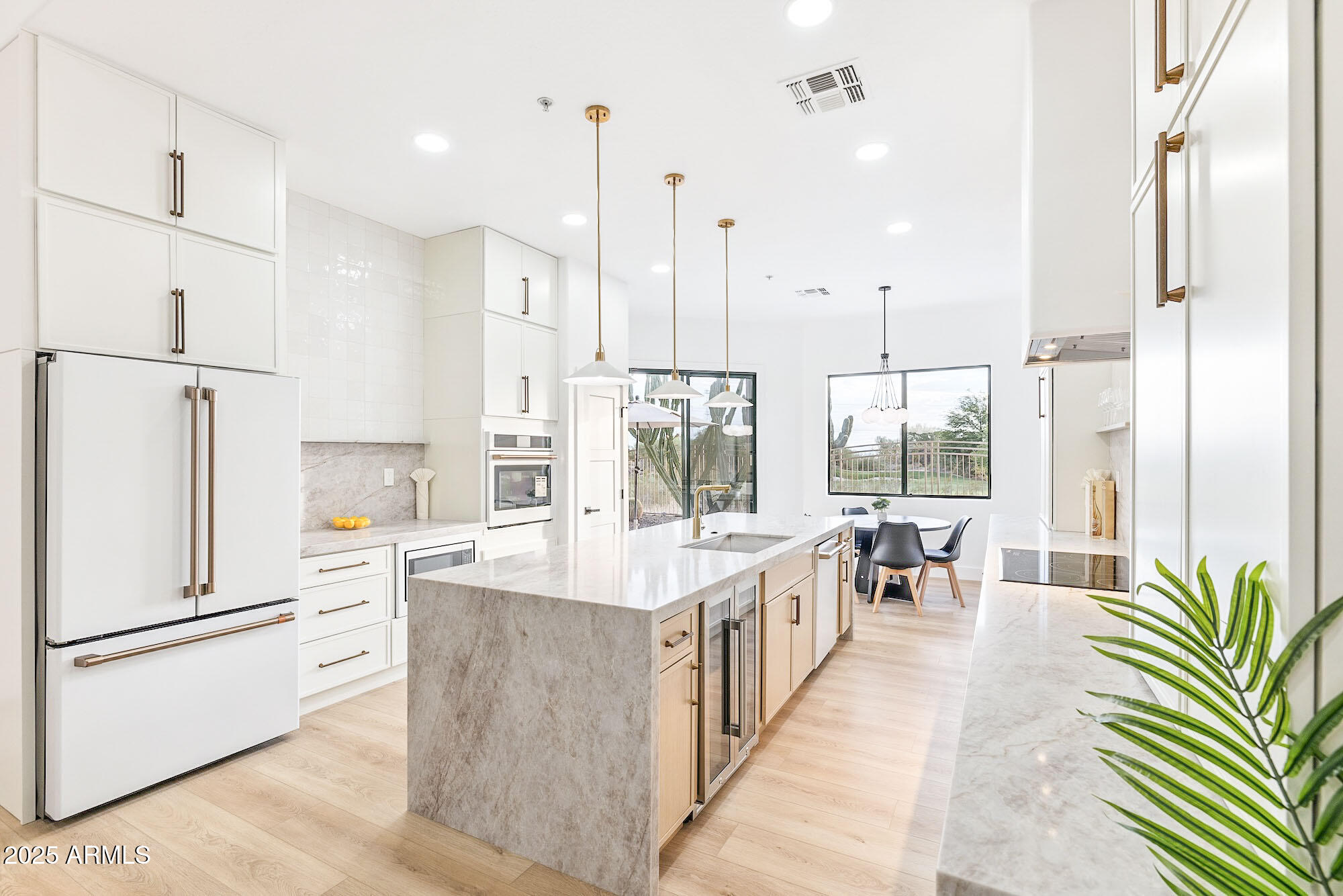 19550 N GRAYHAWK Drive, 1117