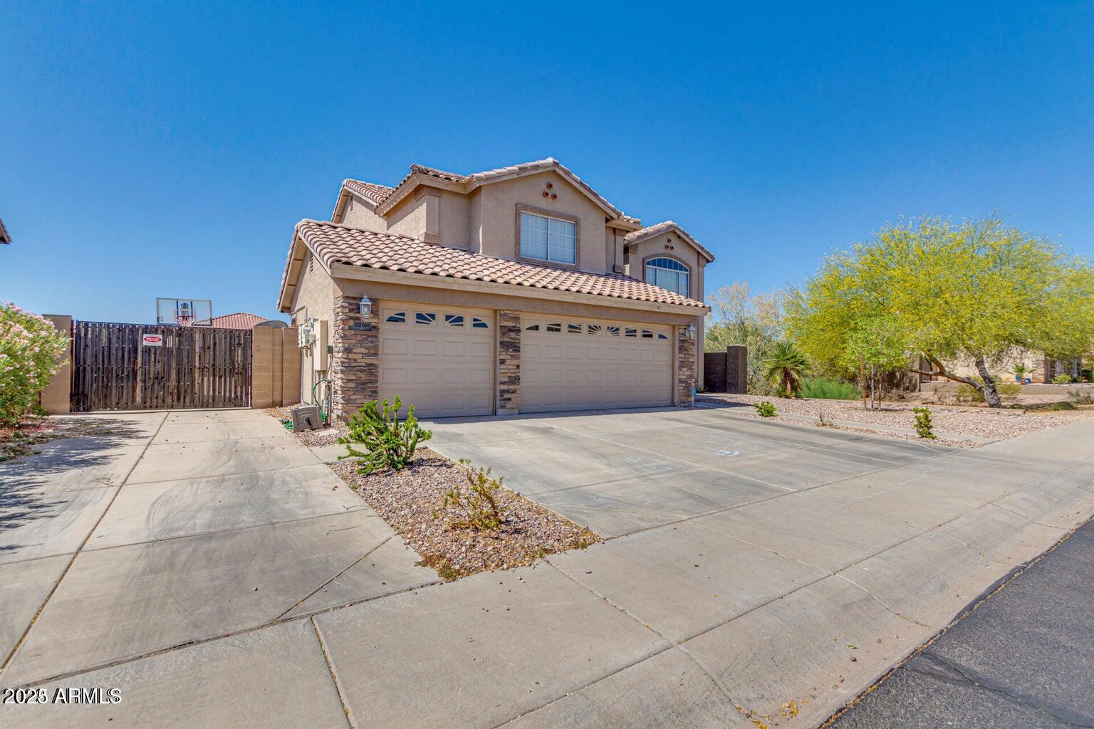 22011 W LA PASADA Boulevard, Buckeye