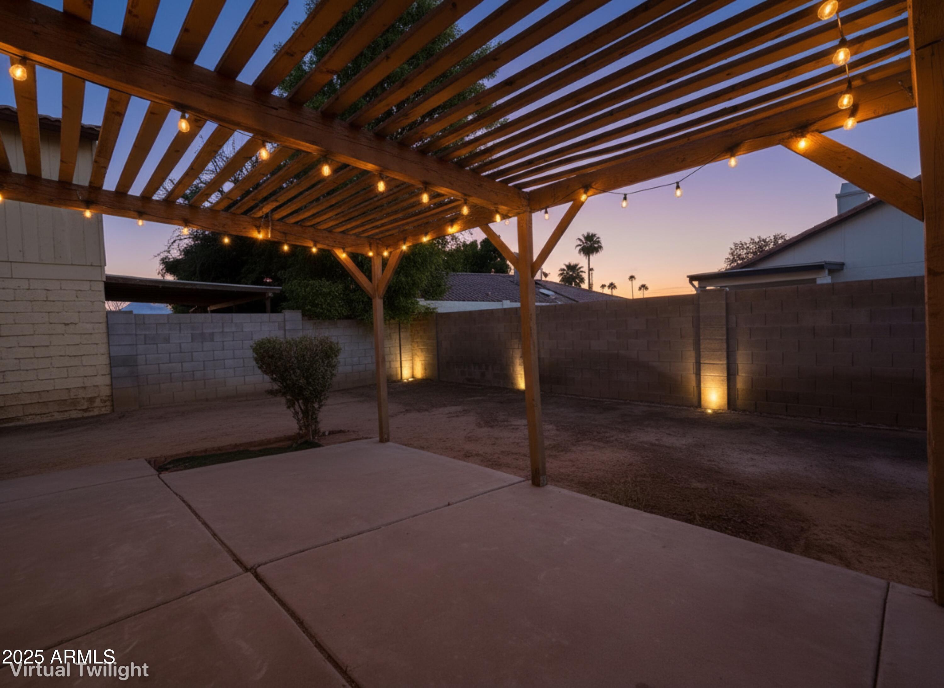 2663 W ESTRELLA Drive