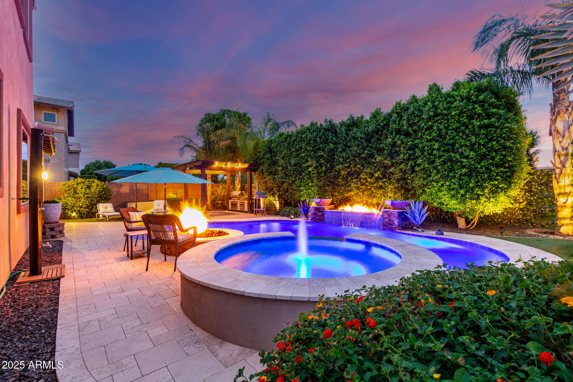 3301 E ORLEANS Drive