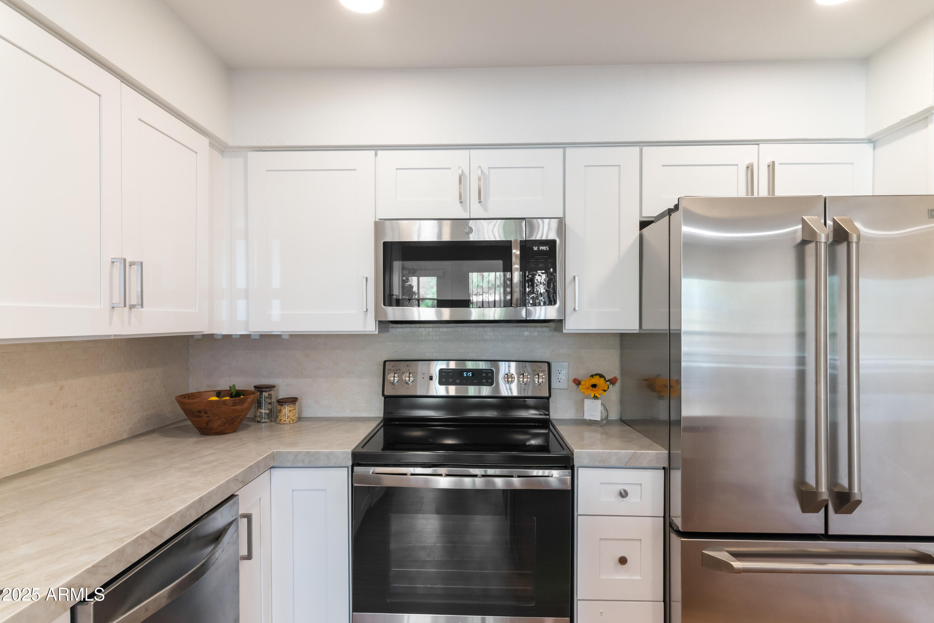 8787 E MOUNTAIN VIEW Road, 2101