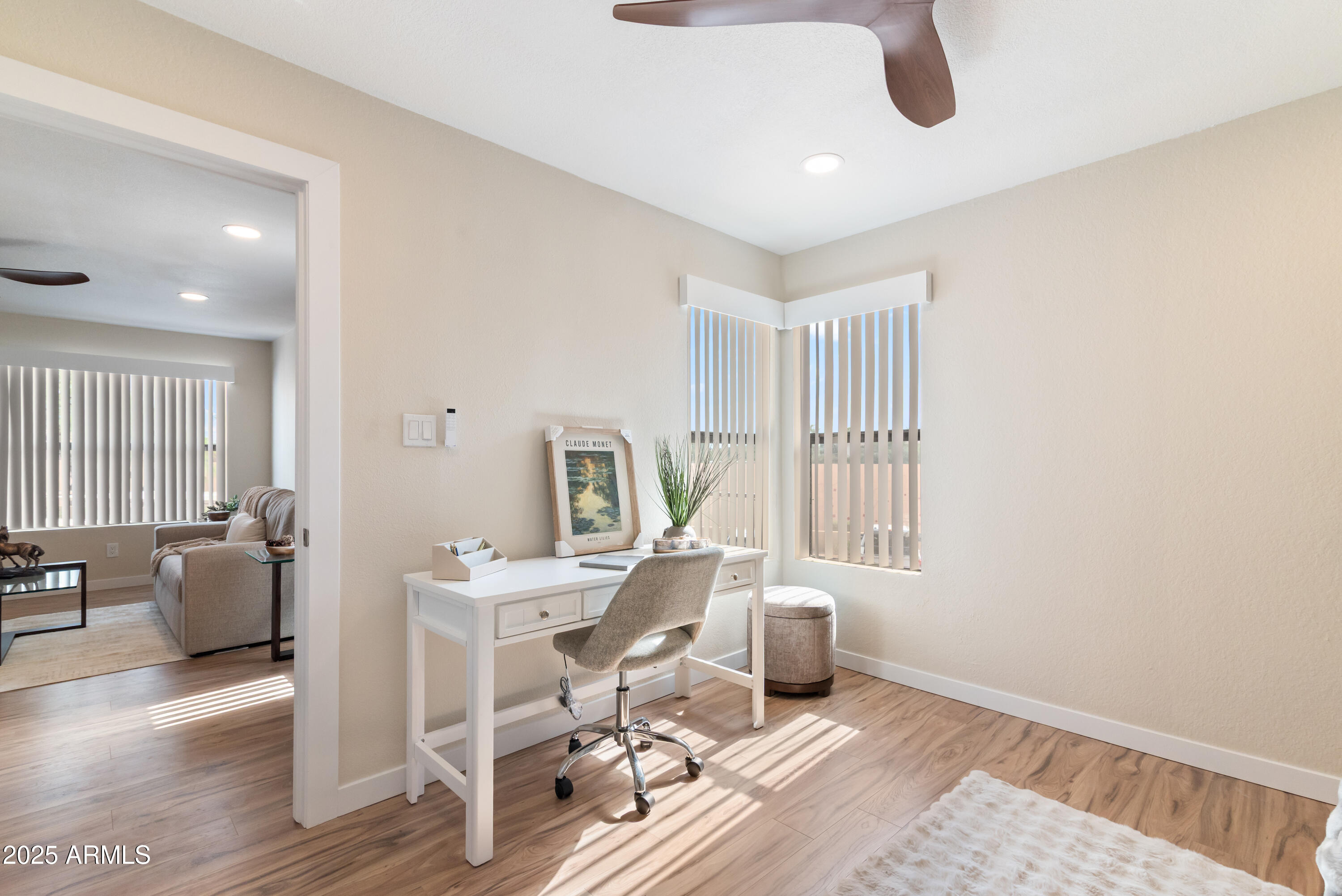 8787 E MOUNTAIN VIEW Road, 2101