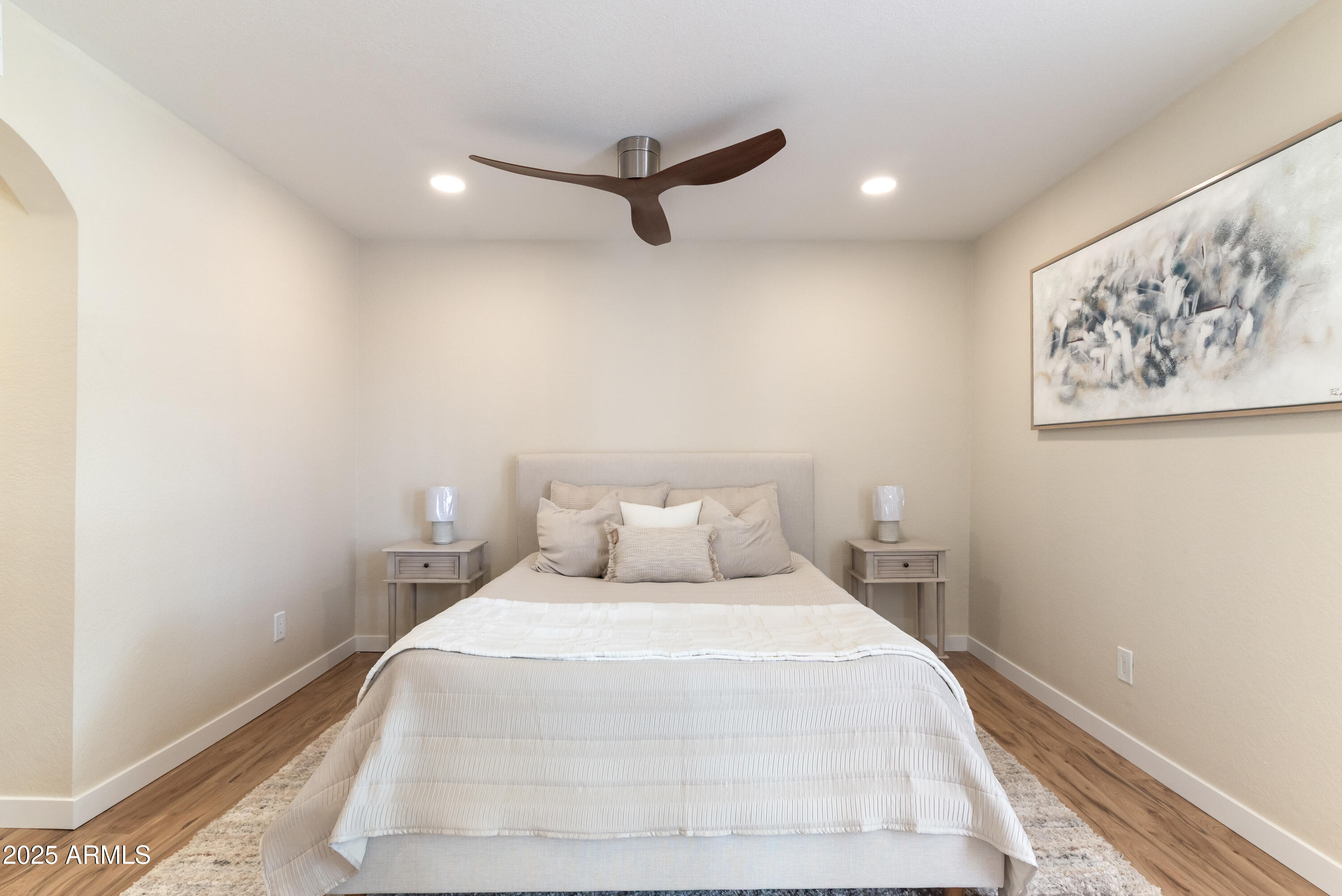 8787 E MOUNTAIN VIEW Road, 2101