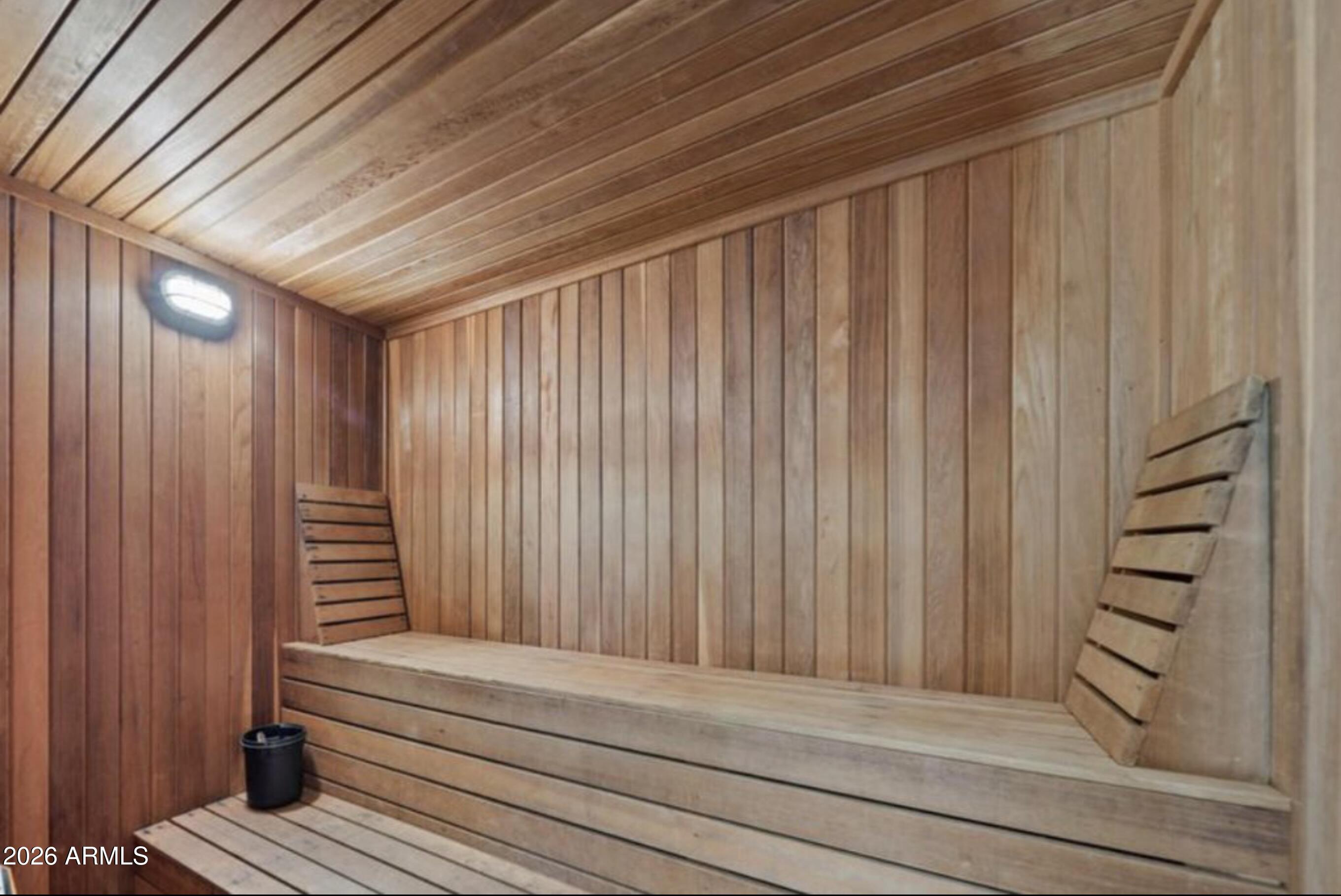 8787 E MOUNTAIN VIEW Road, 2101