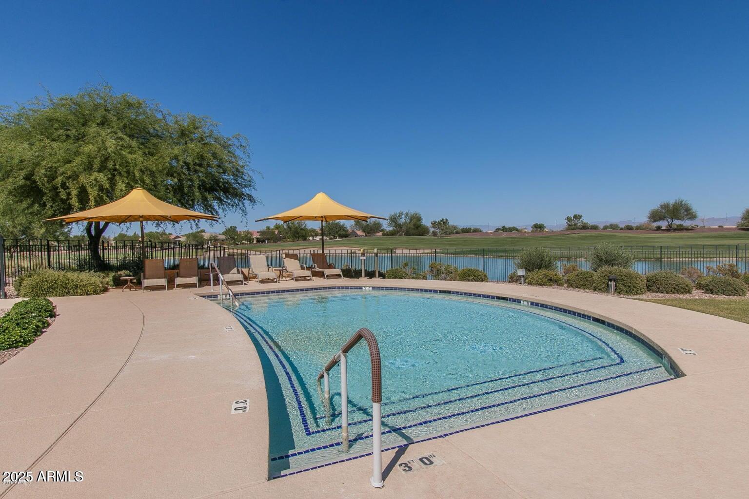 3937 N SMITHSONIAN Drive