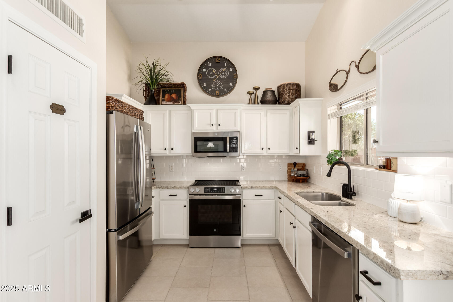 30374 N SUNRAY Drive