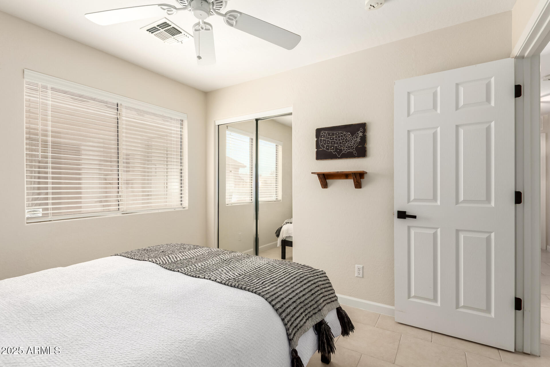 30374 N SUNRAY Drive