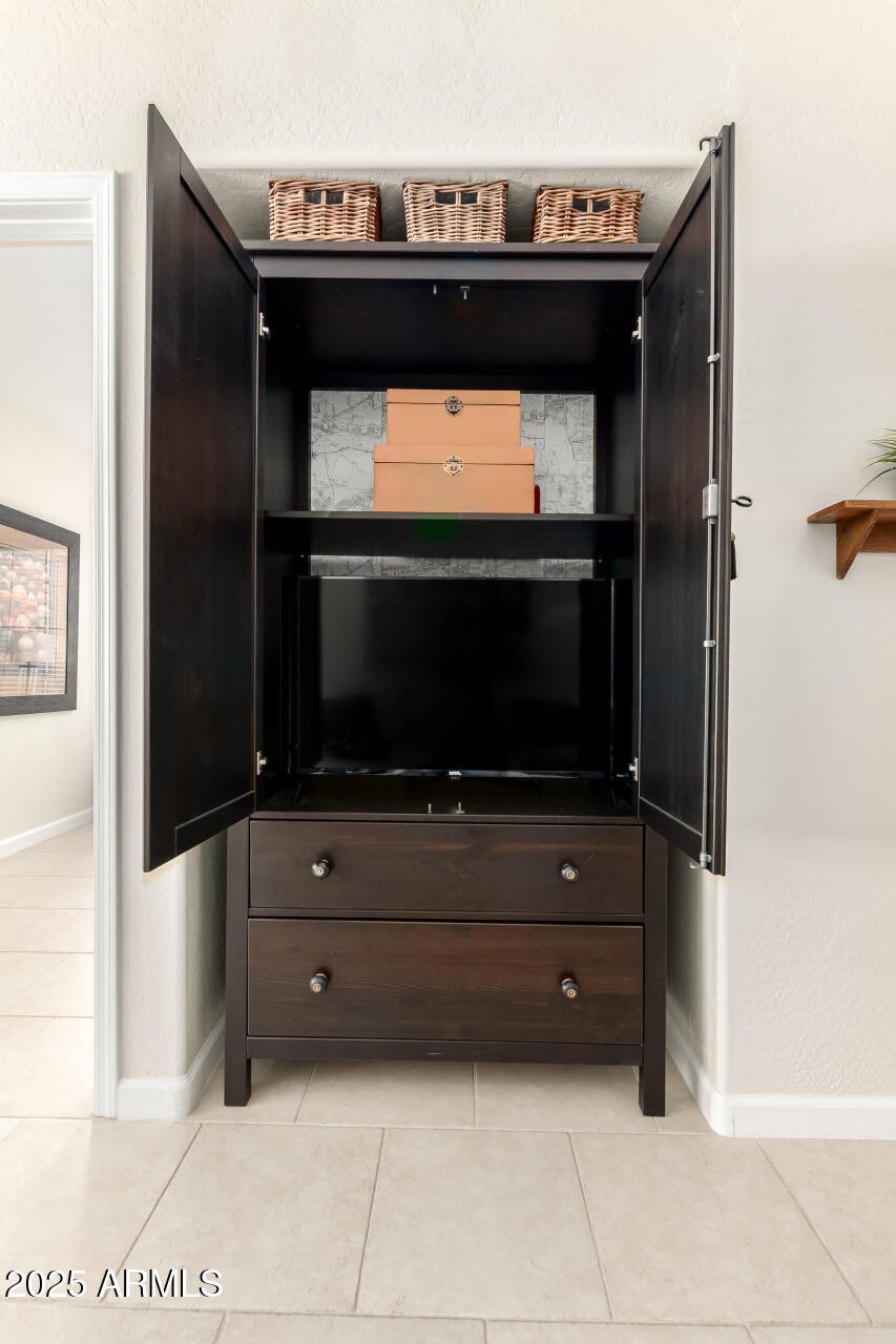 30374 N SUNRAY Drive